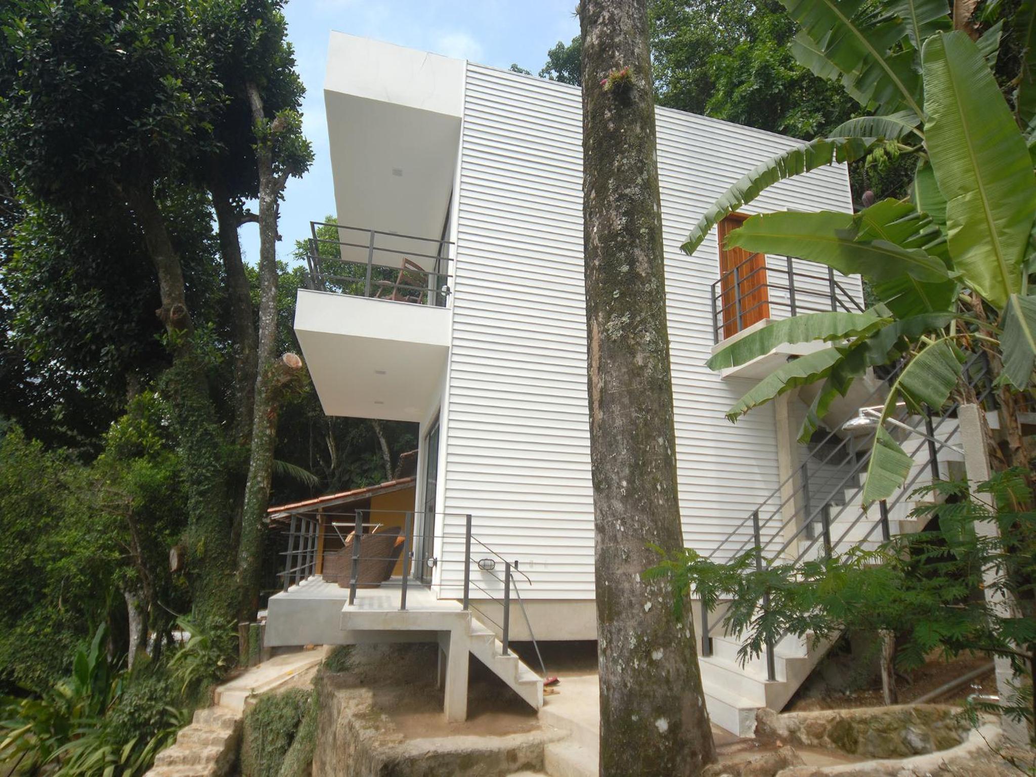 Deluxe Suite with Sea View - Photo 15