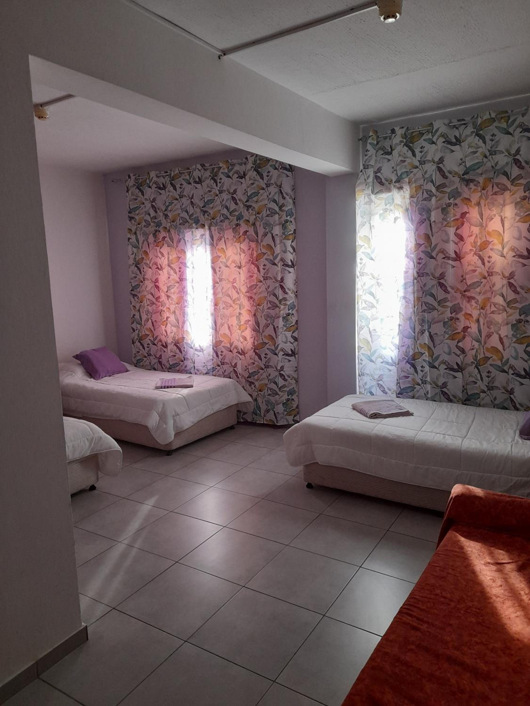 Standard Triple Room - Photo 13