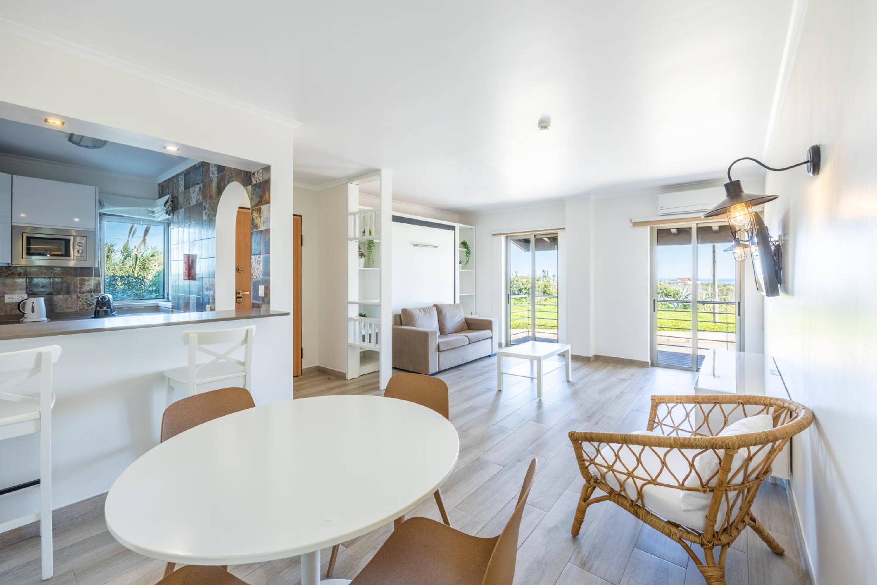 One-Bedroom Apartment with Island Views - Ground Floor photo 1