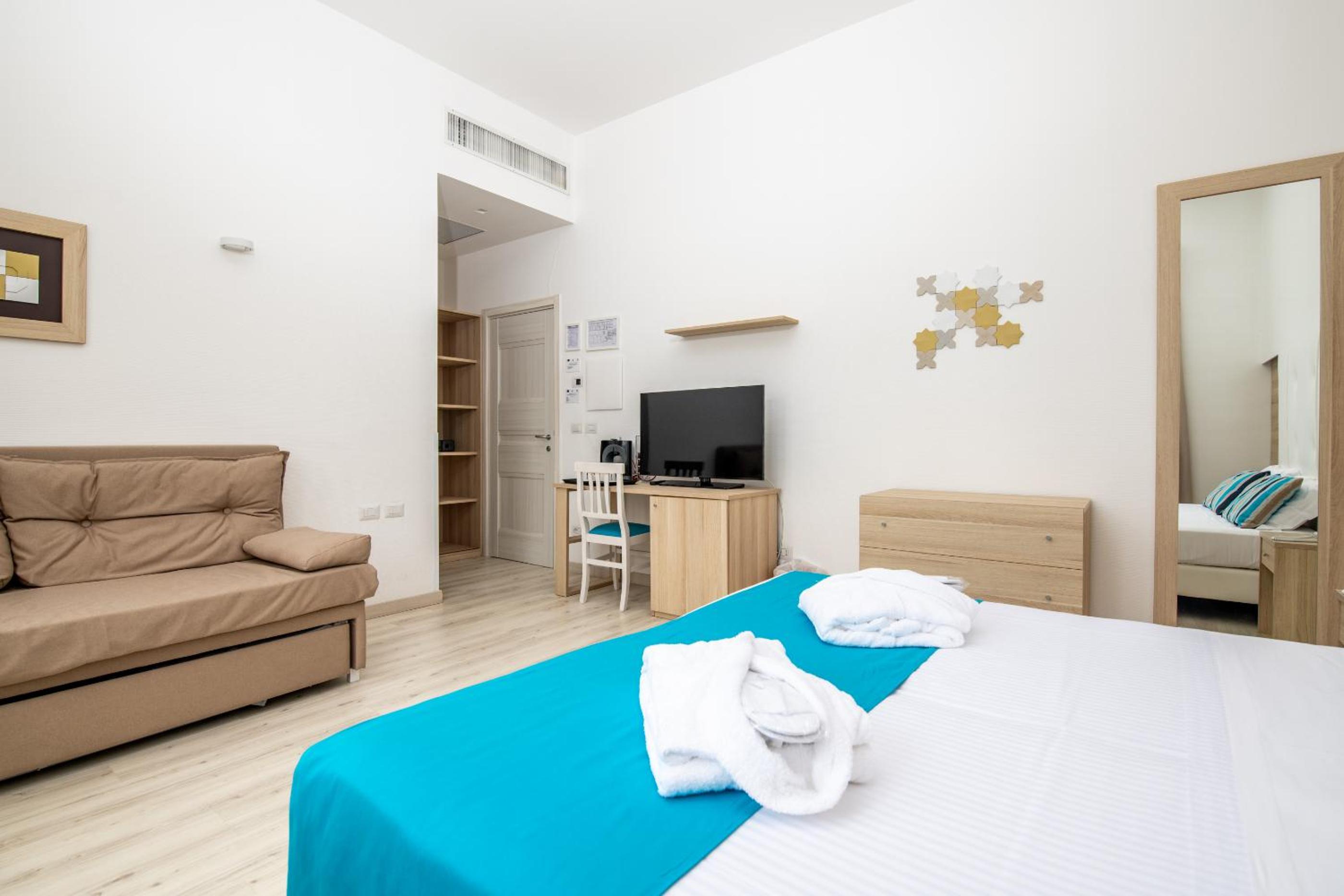 Deluxe Quadruple Room