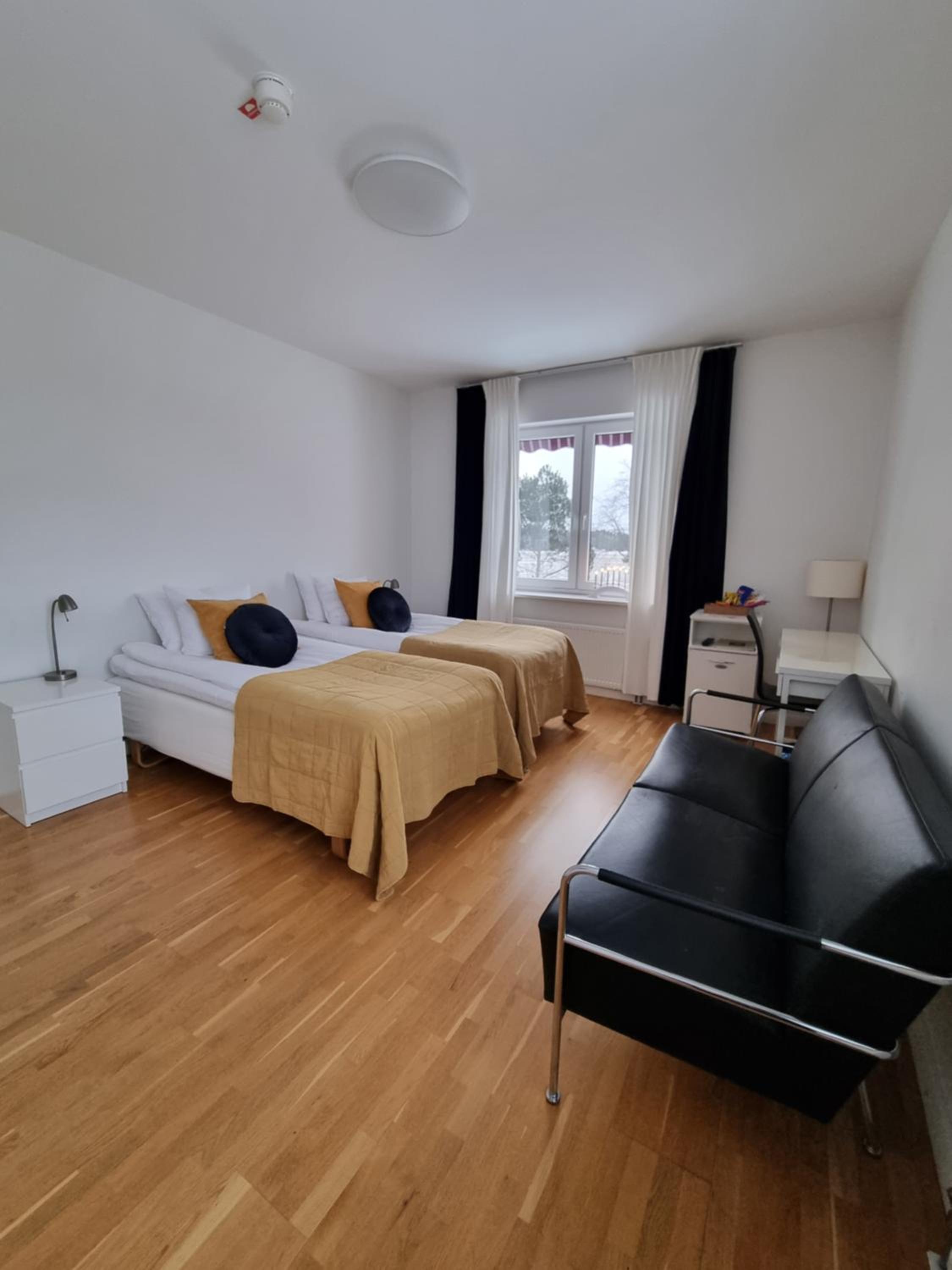 Double or Twin Room - Disability Access photo 1