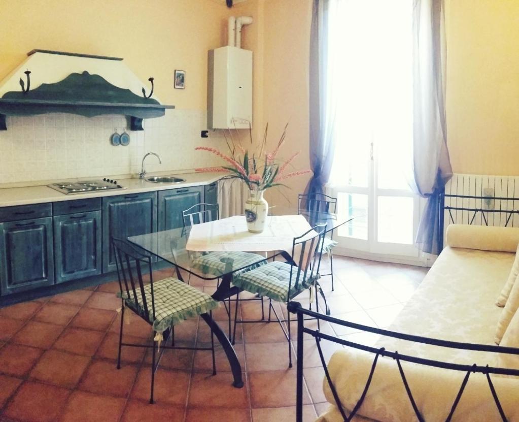 One-Bedroom Apartment - Photo 32