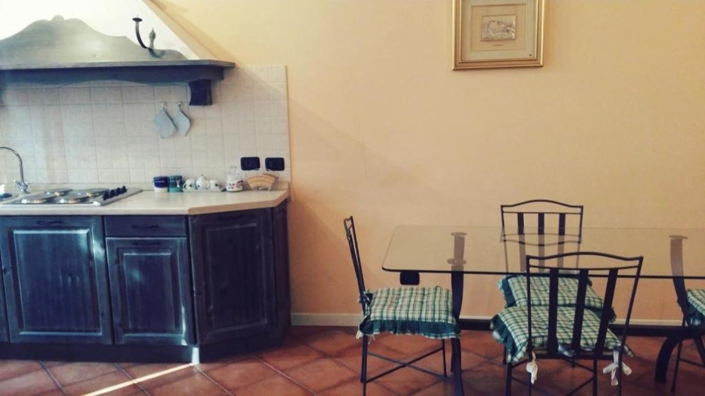 One-Bedroom Apartment - Photo 16