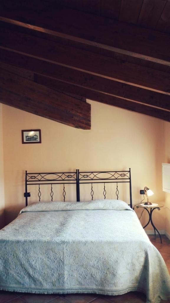 One-Bedroom Apartment - Photo 14