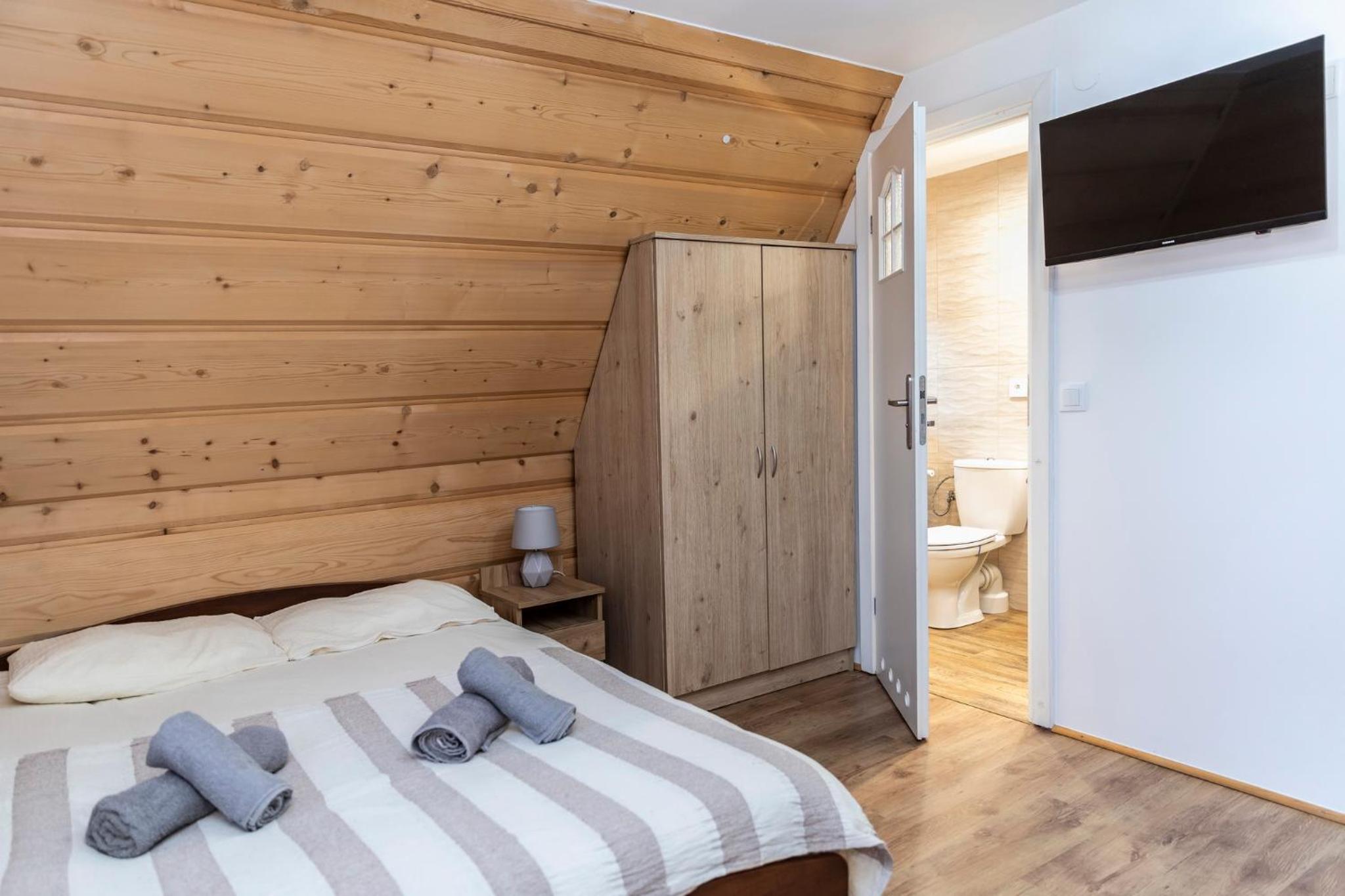 Basic Triple Room
