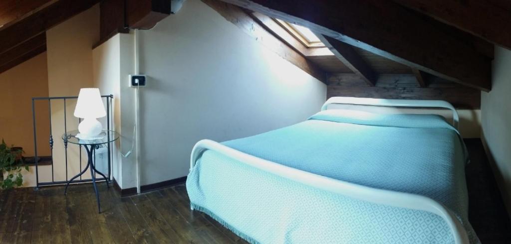 One-Bedroom Apartment - Photo 5