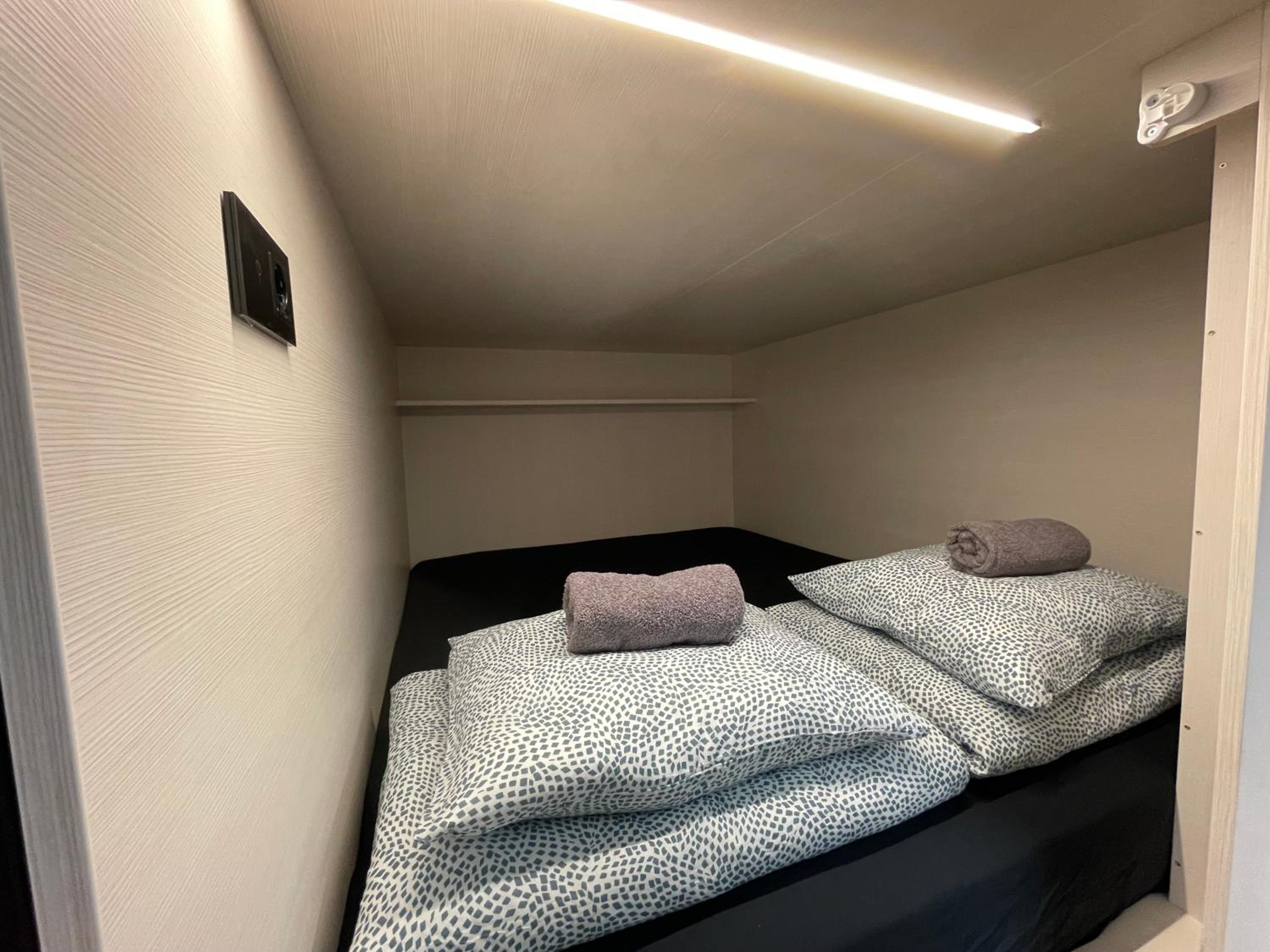 Double Cabin in Dormitory Room photo 1