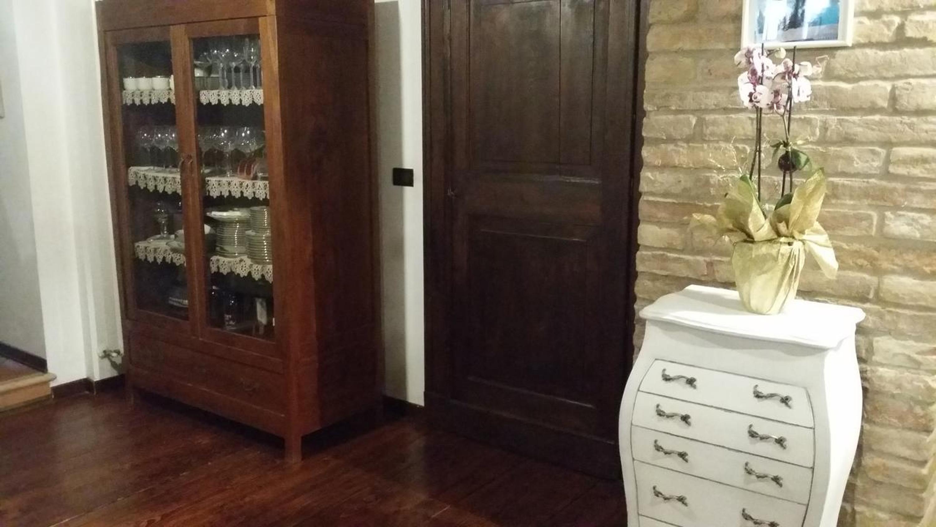 One-Bedroom Apartment - Photo 10