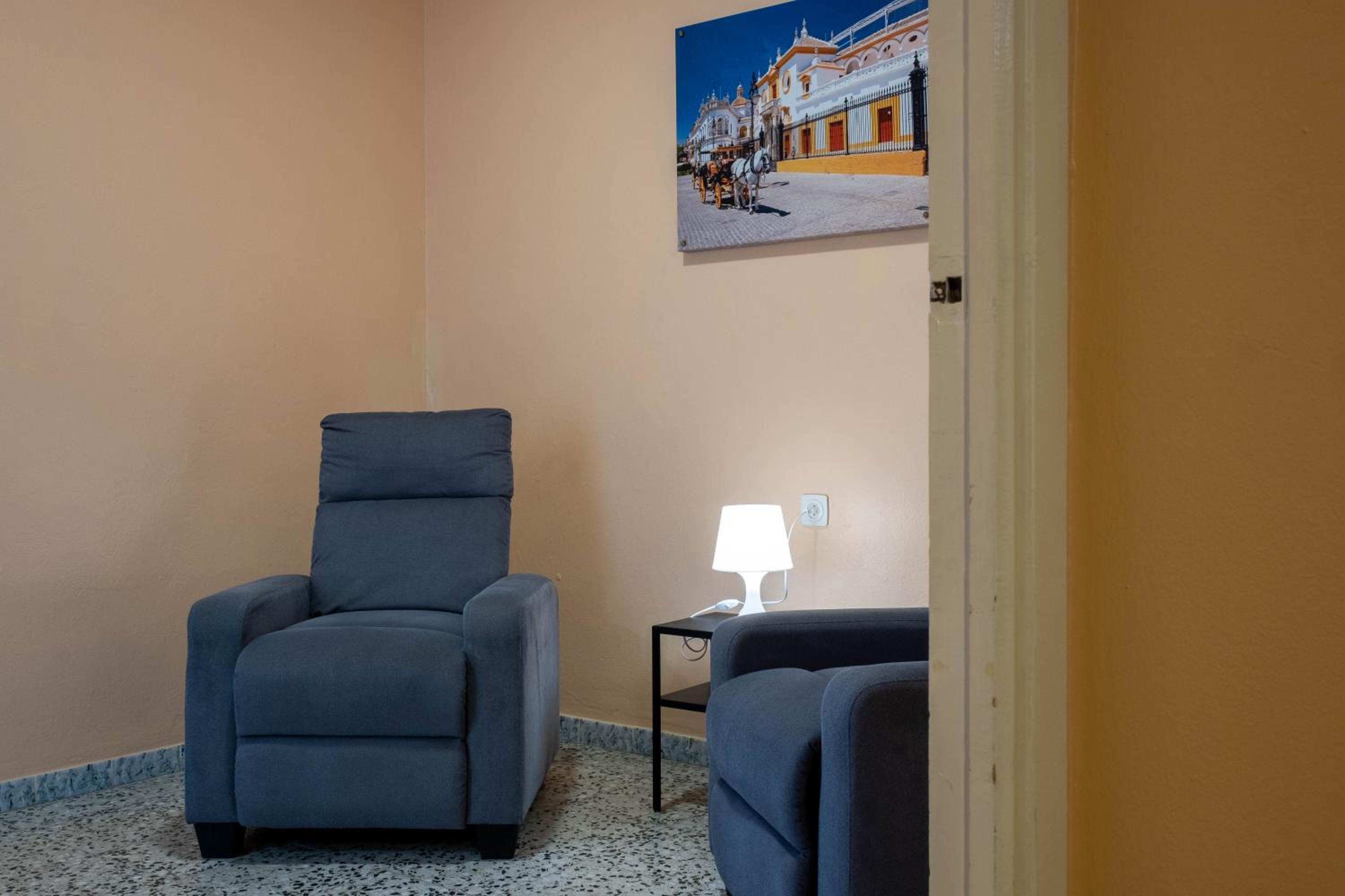 Two-Bedroom Apartment - Photo 3