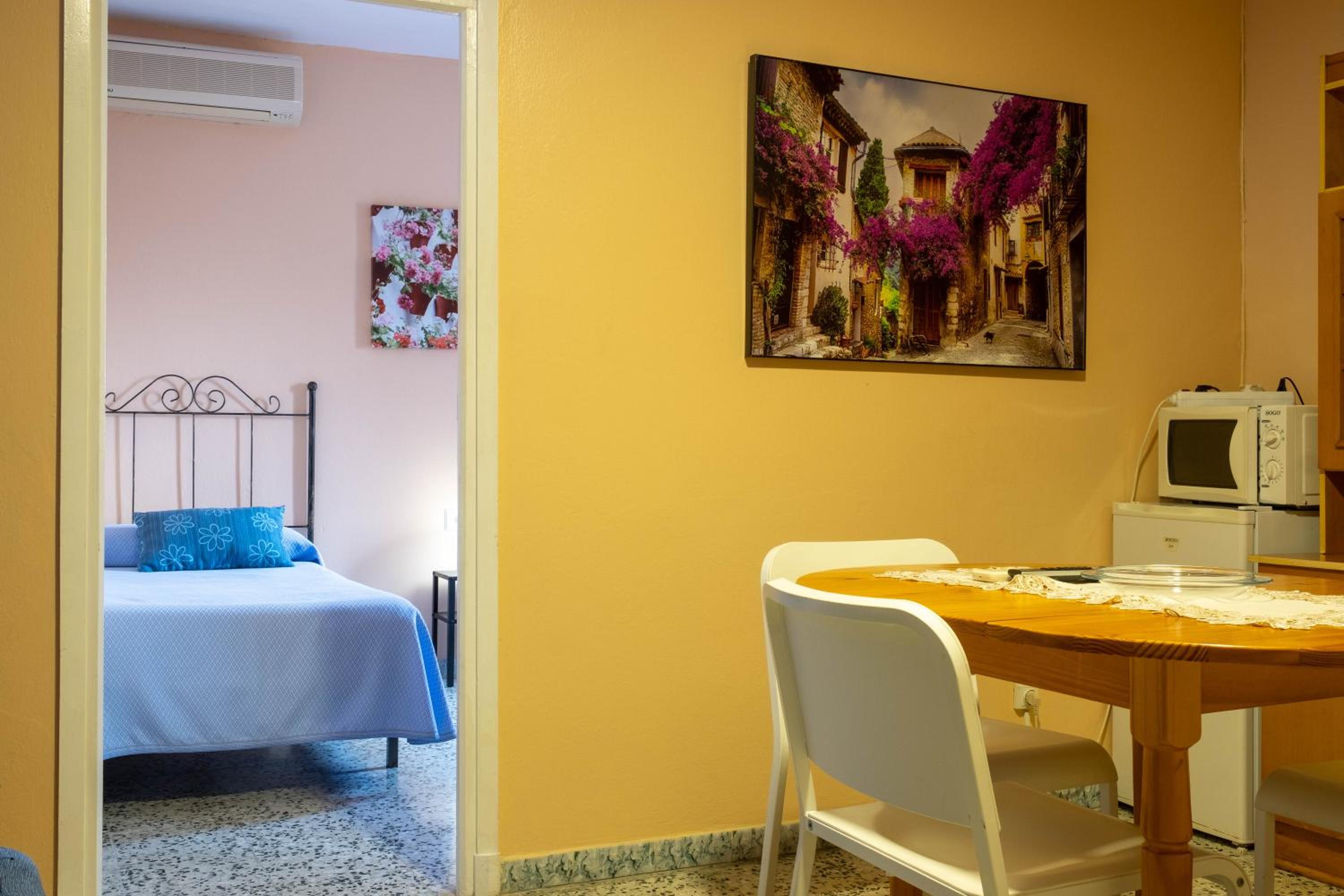 Two-Bedroom Apartment - Photo 4