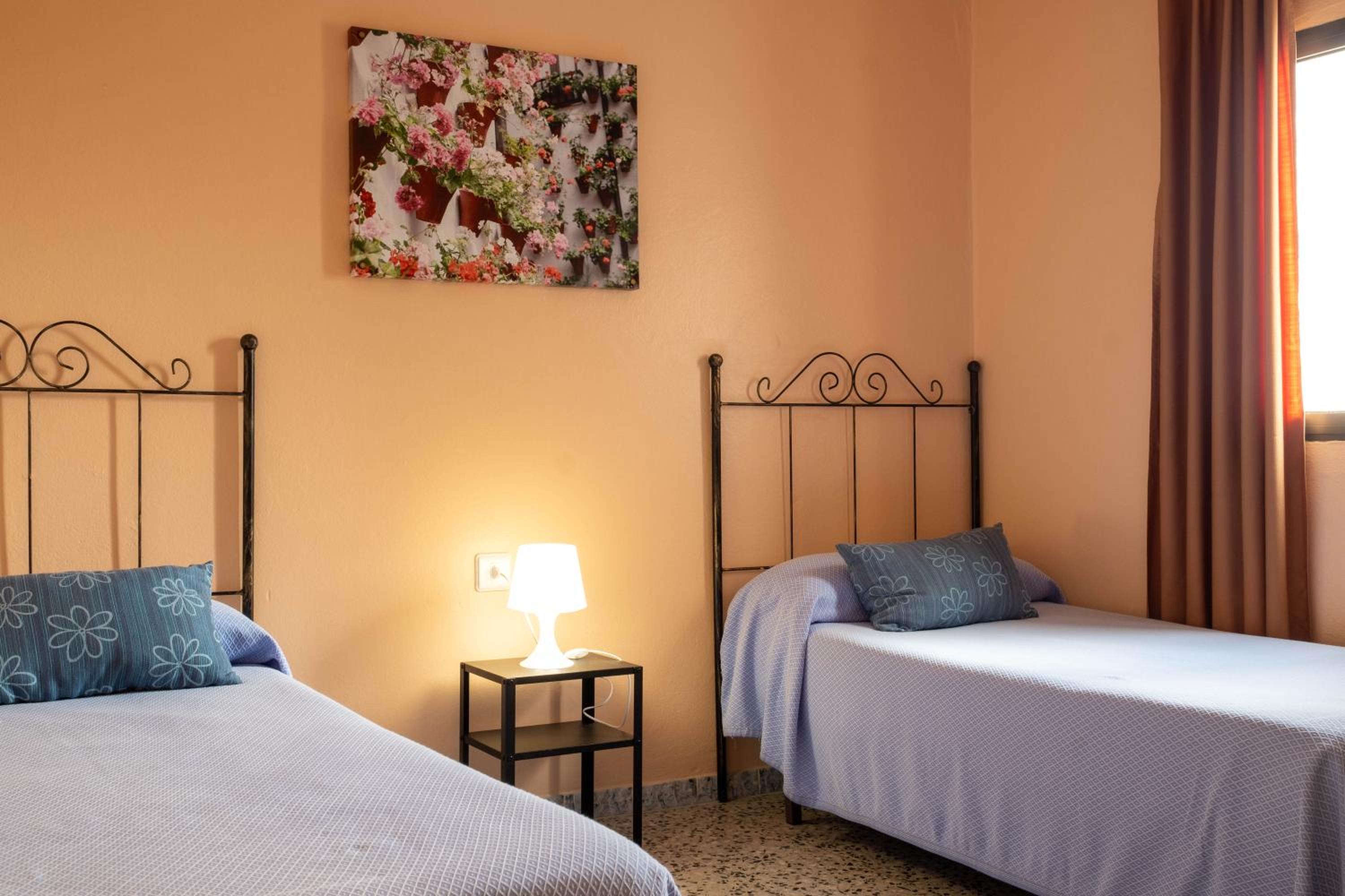 Two-Bedroom Apartment - Photo 9