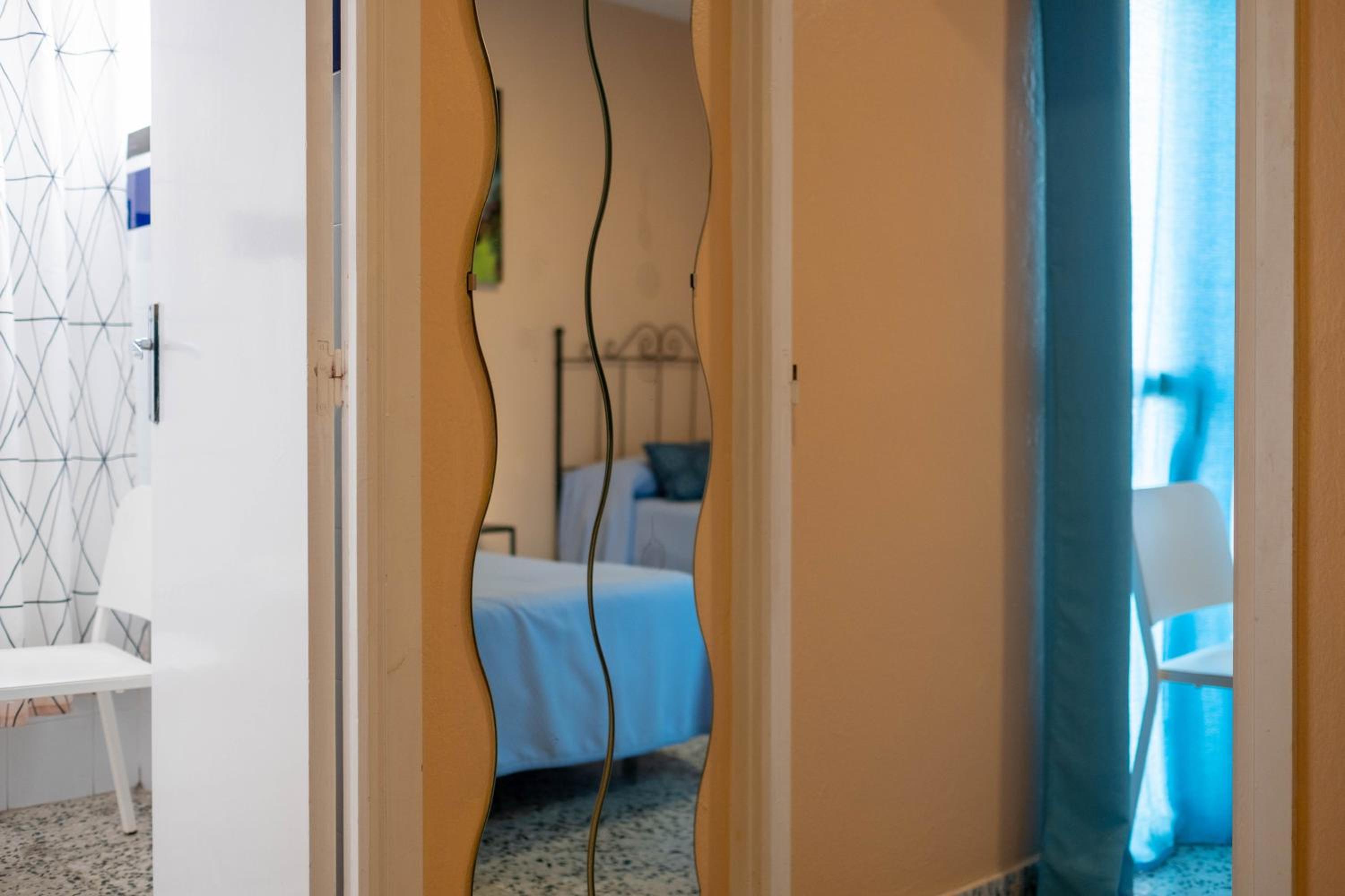 Two-Bedroom Apartment - Photo 5