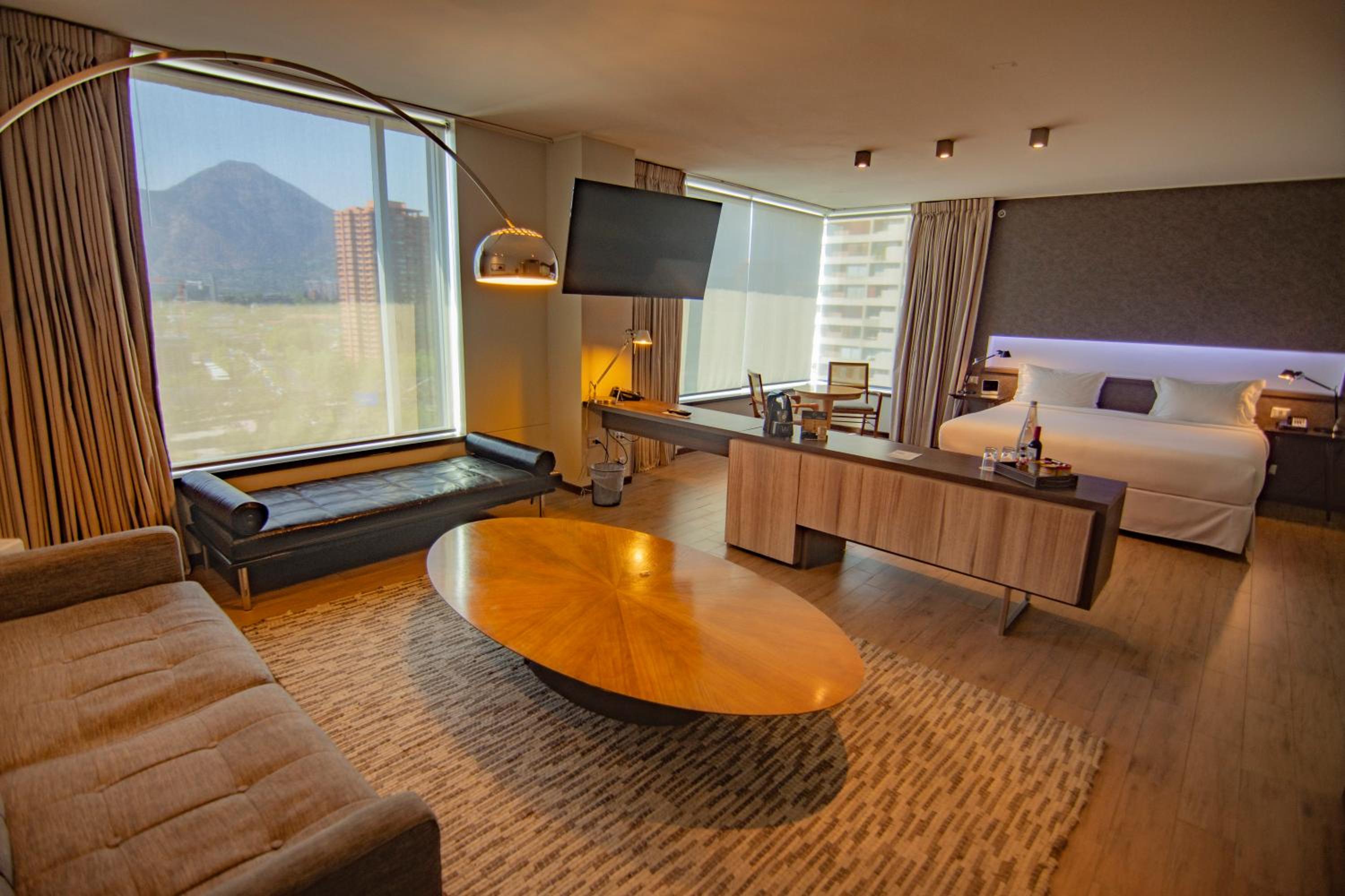 King Studio Suite - Non-Smoking photo 1