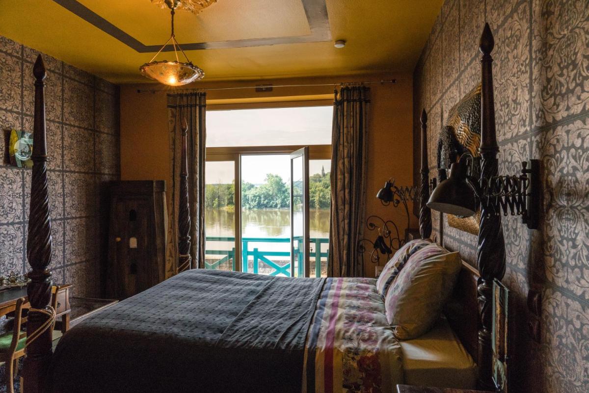 Deluxe Double Room with Shower photo 1