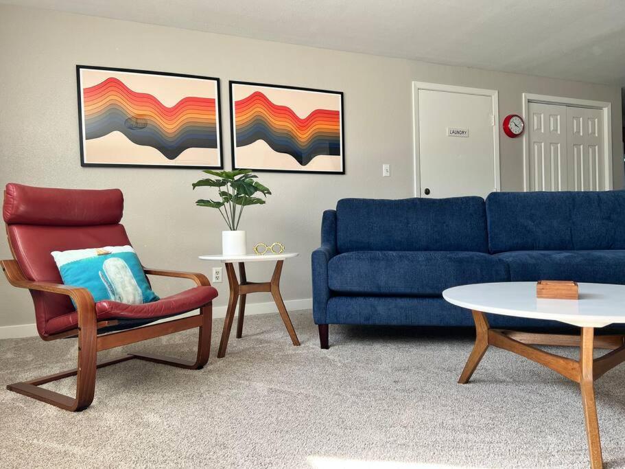 Apartment With Sea View photo 2