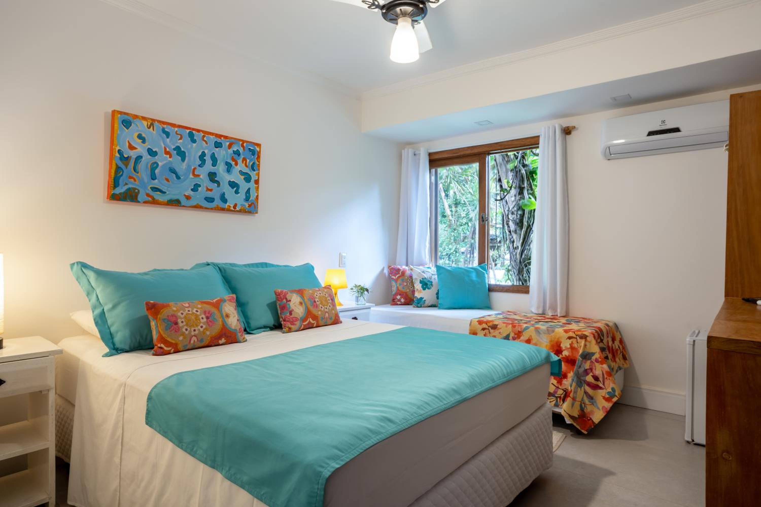Large Double Room - Photo 12