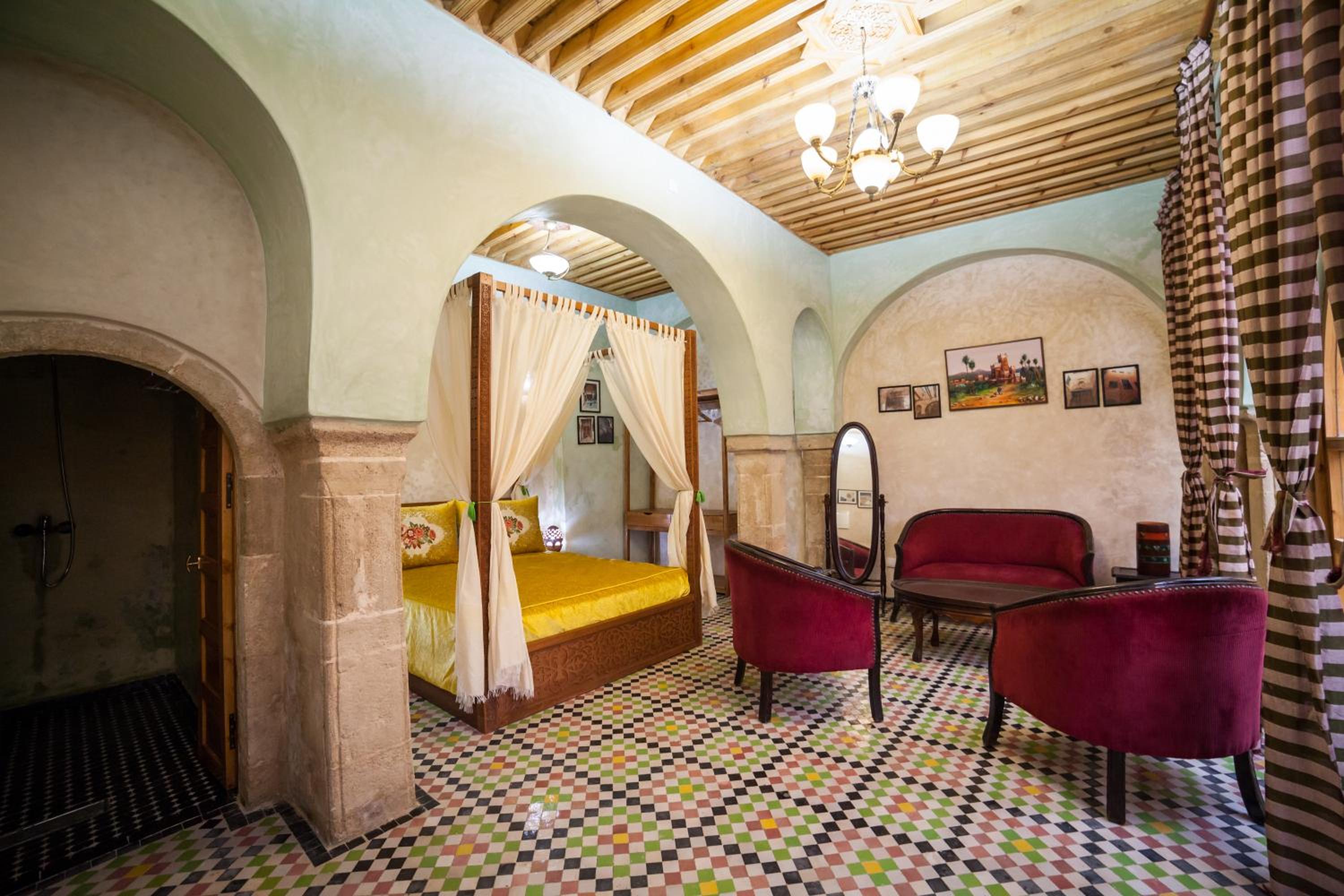 Deluxe Family Suite photo 3