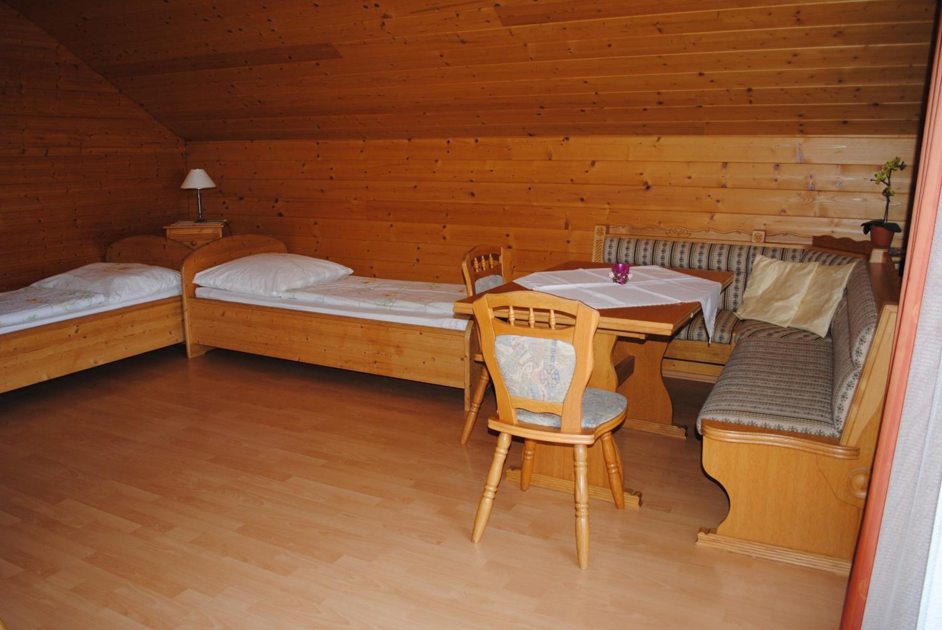 Two-Bedroom Apartment with Balcony photo 3