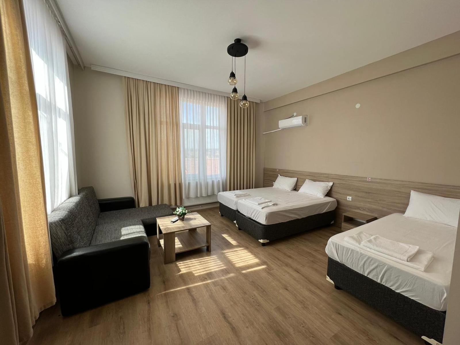 Budget Triple Room - Photo 6