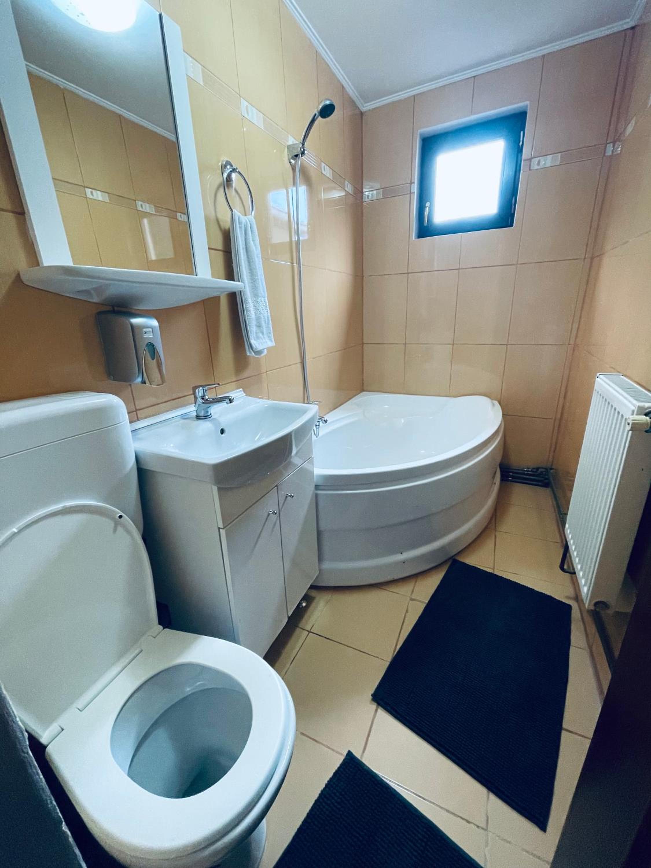 Double Room with Private Bathroom photo 3