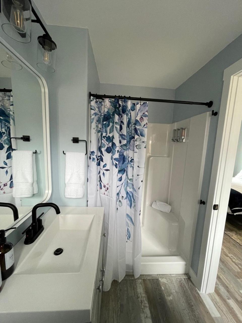 Deluxe Double Room - Photo 7