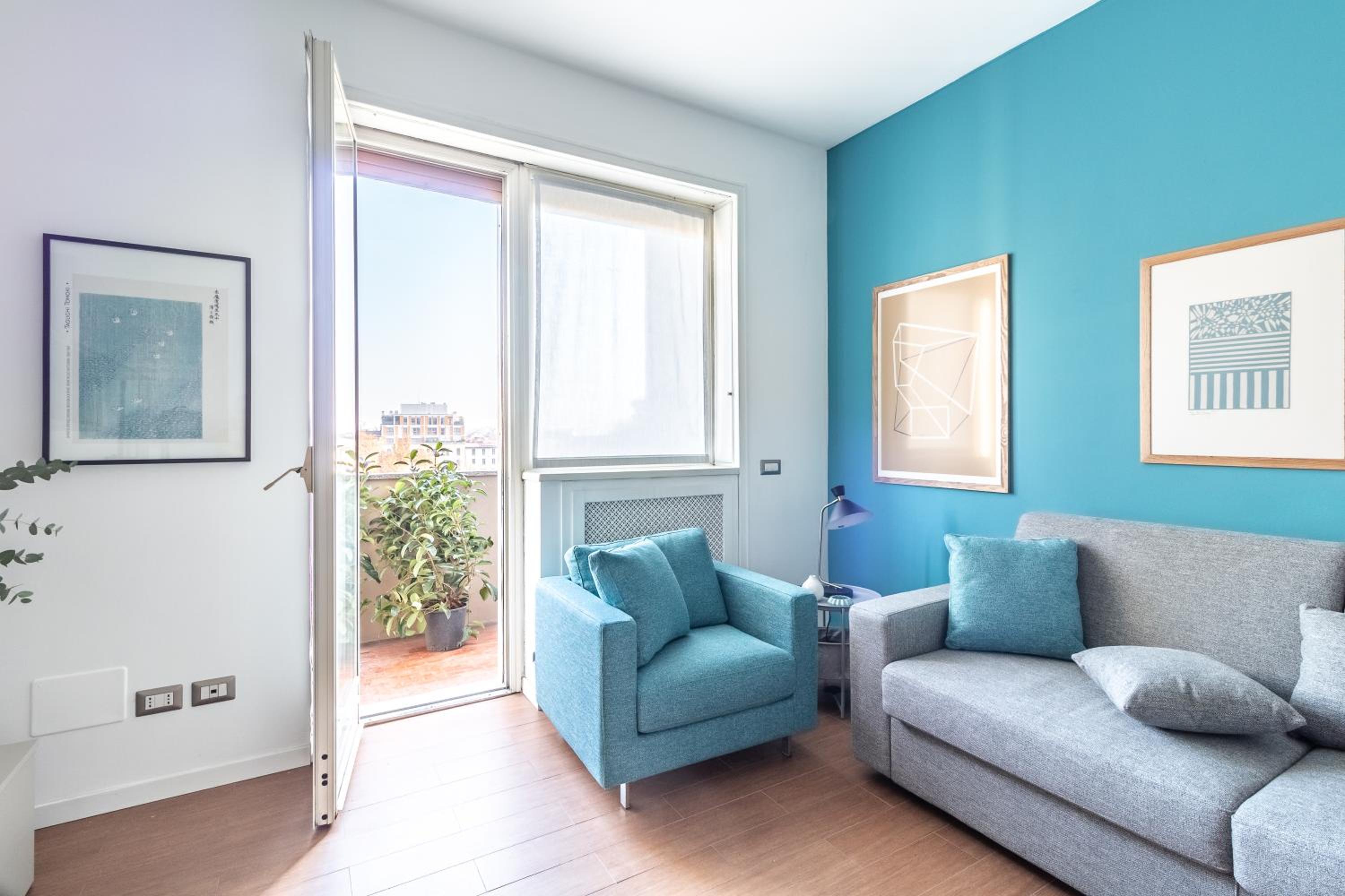 One-Bedroom Apartment