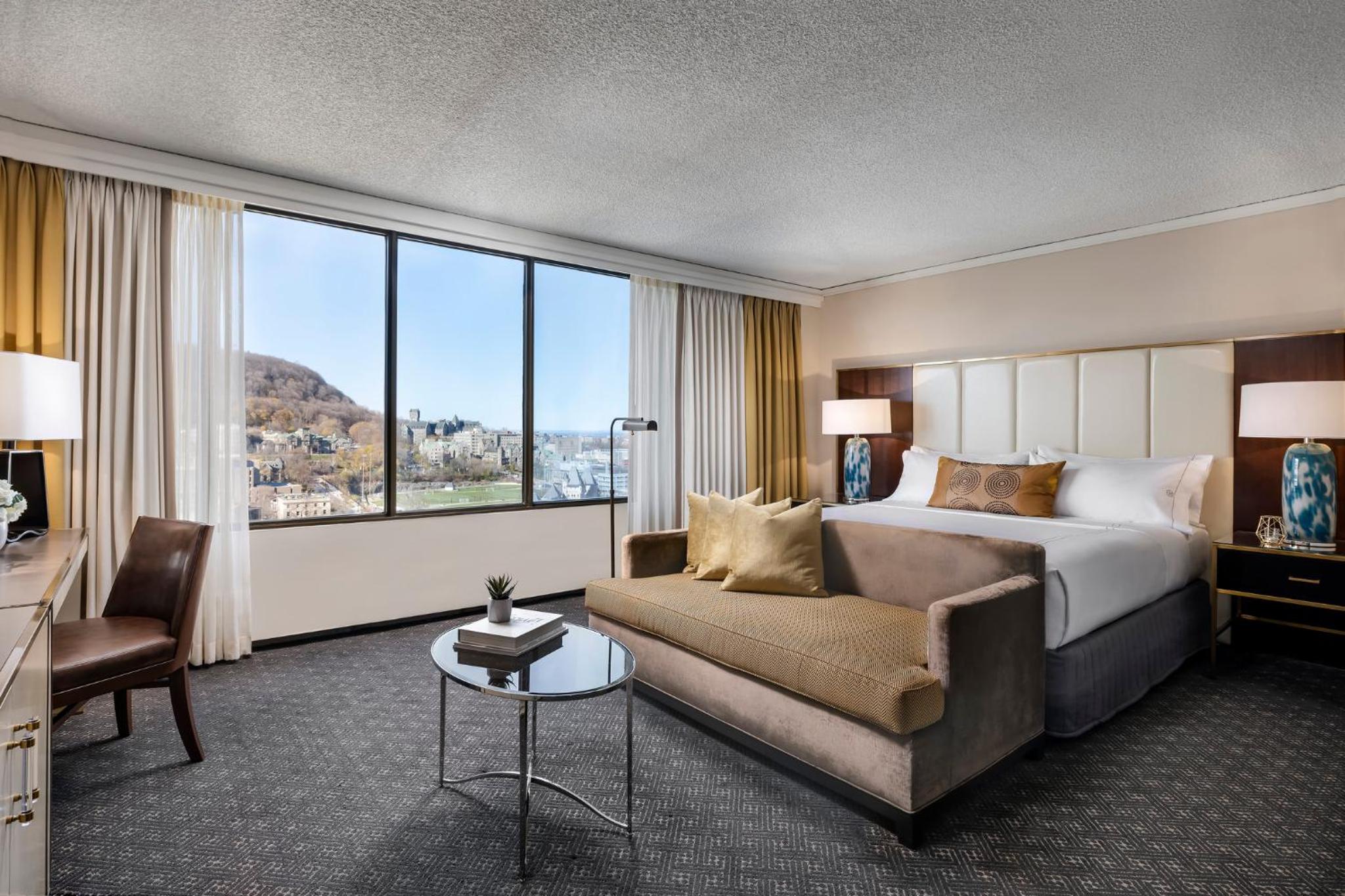 Deluxe King Room - Photo 3