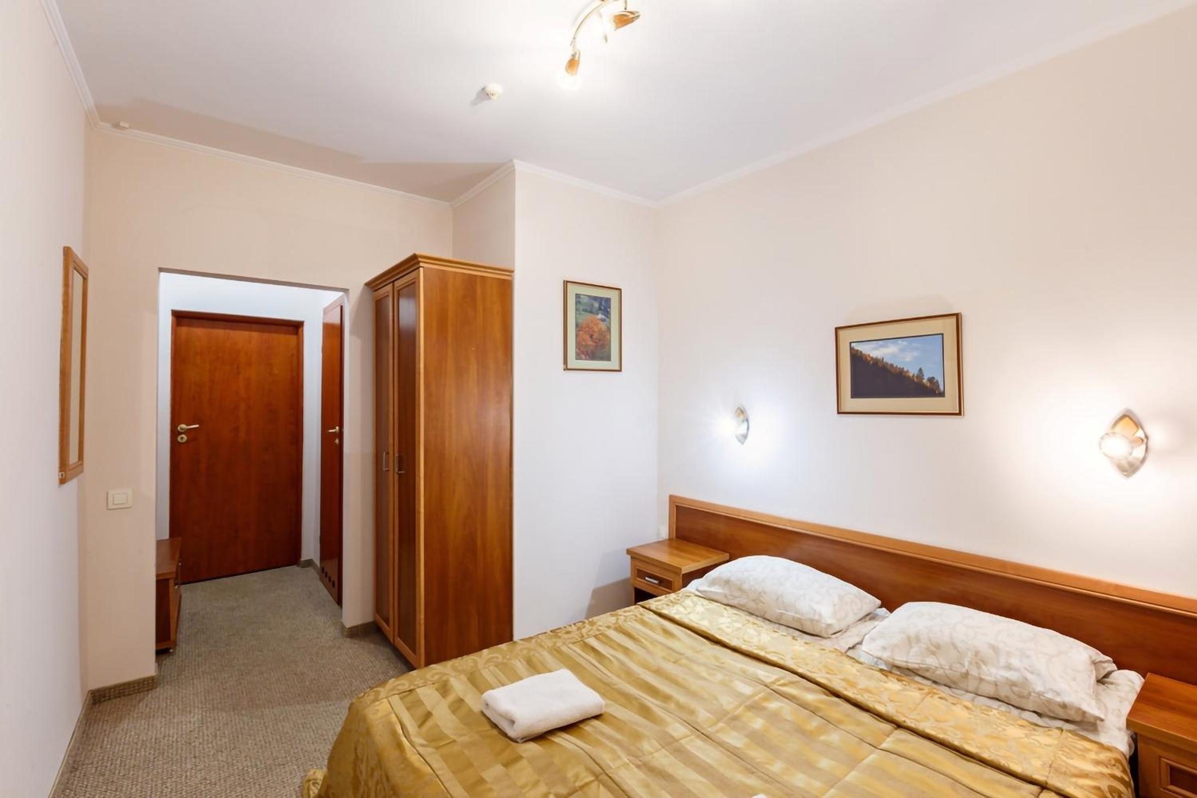 Standard Double Room photo 2