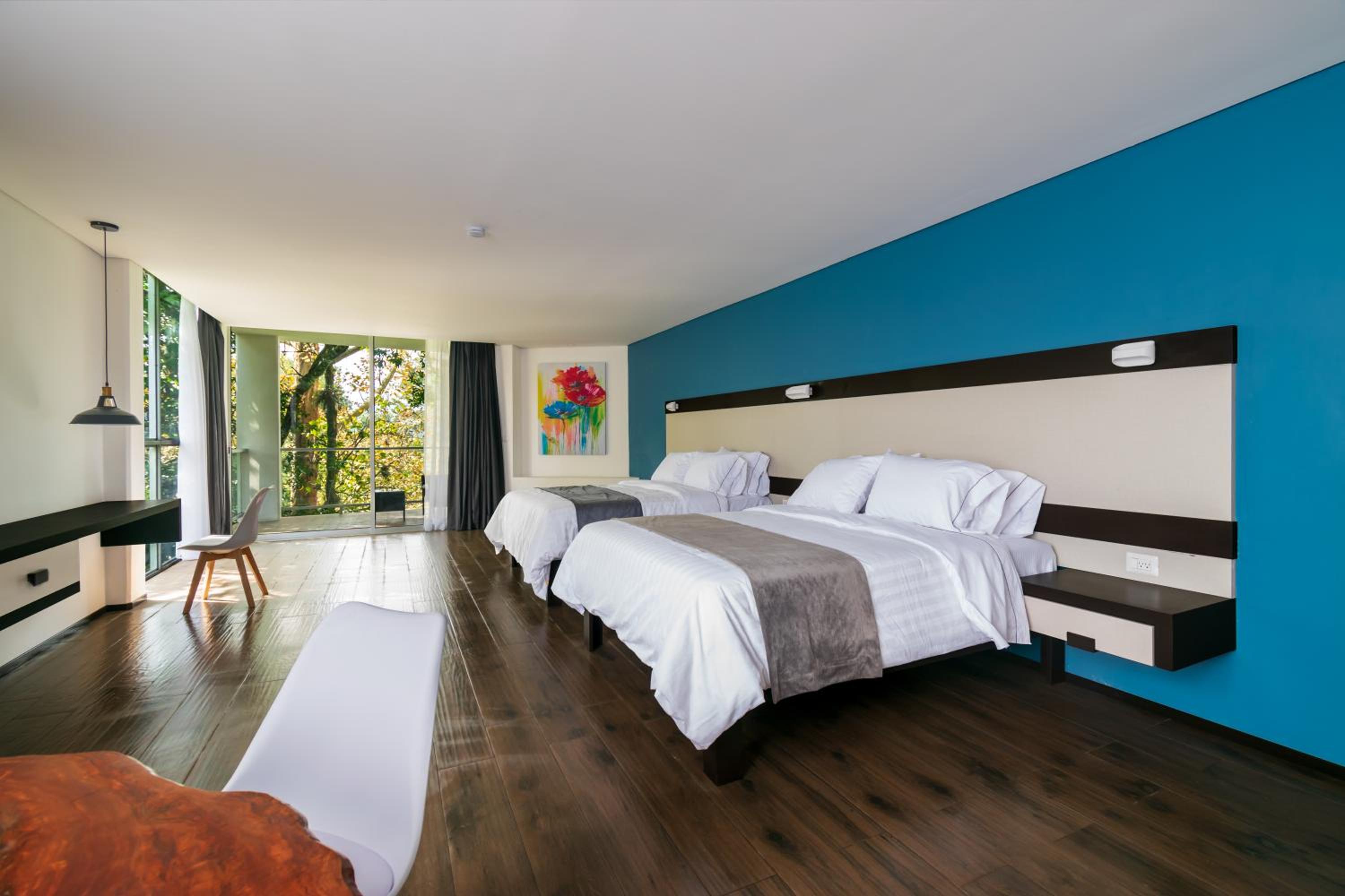 Suite with Balcony photo 2