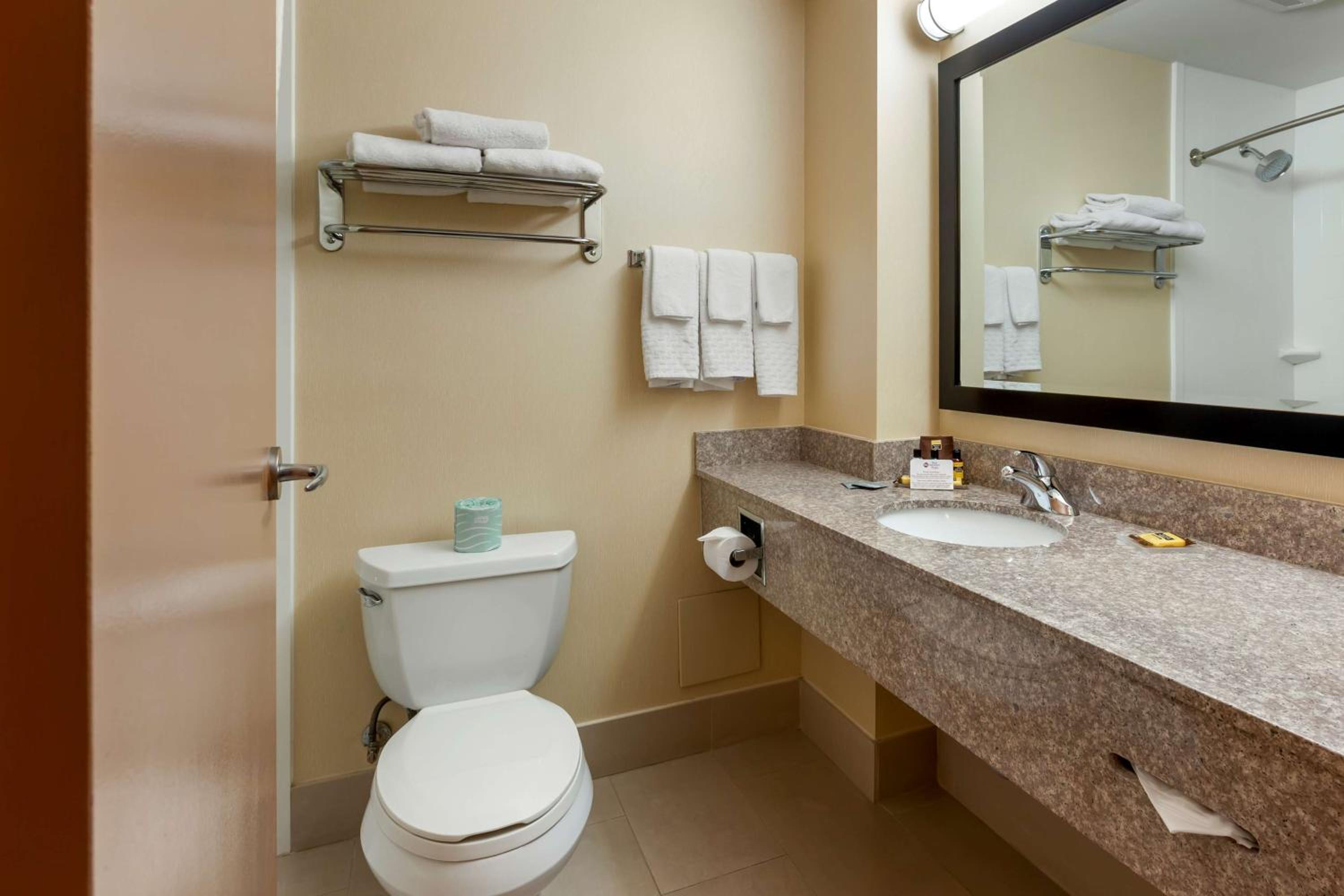 Executive King Room - Non-Smoking