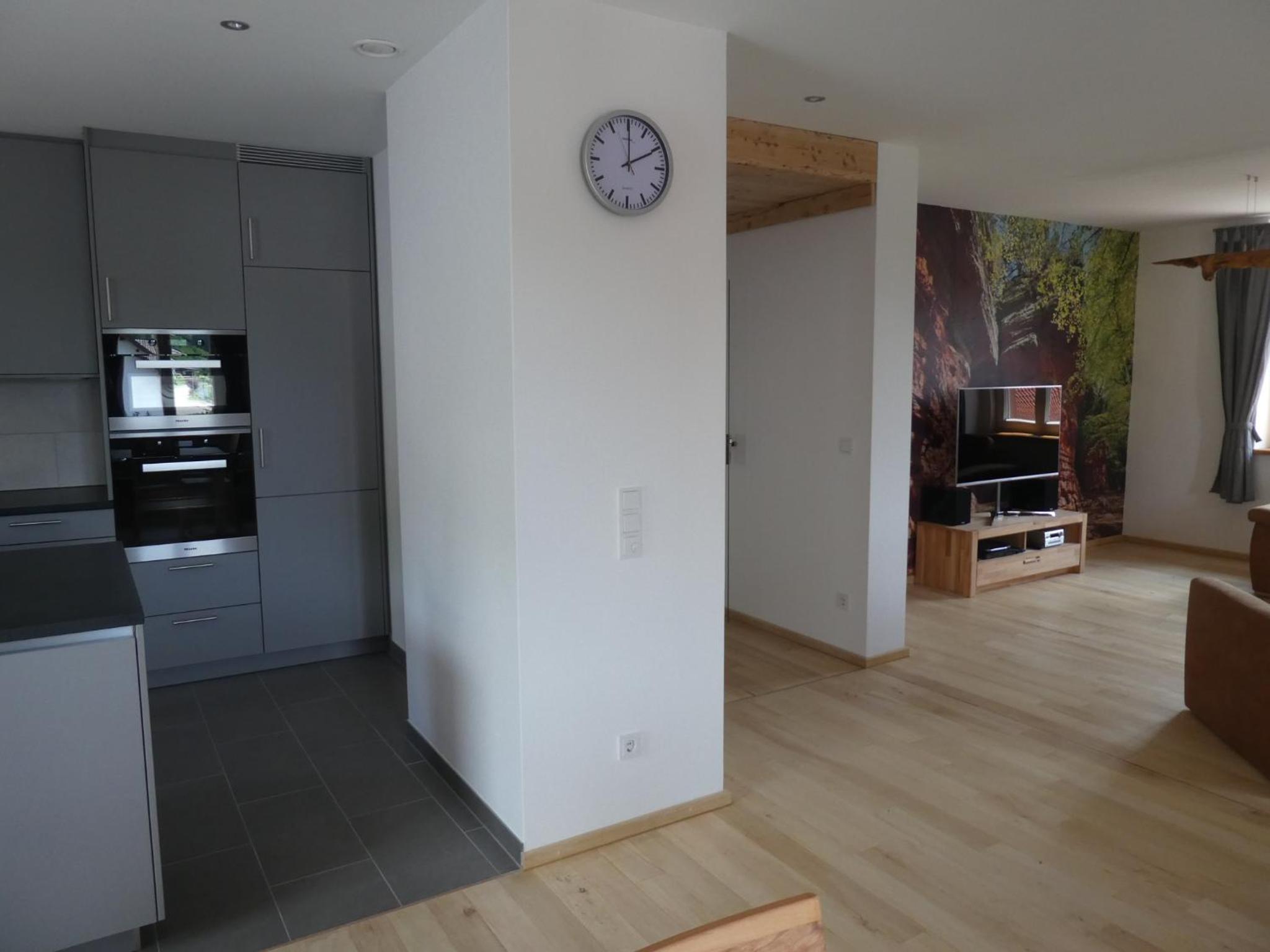 Apartment photo 2