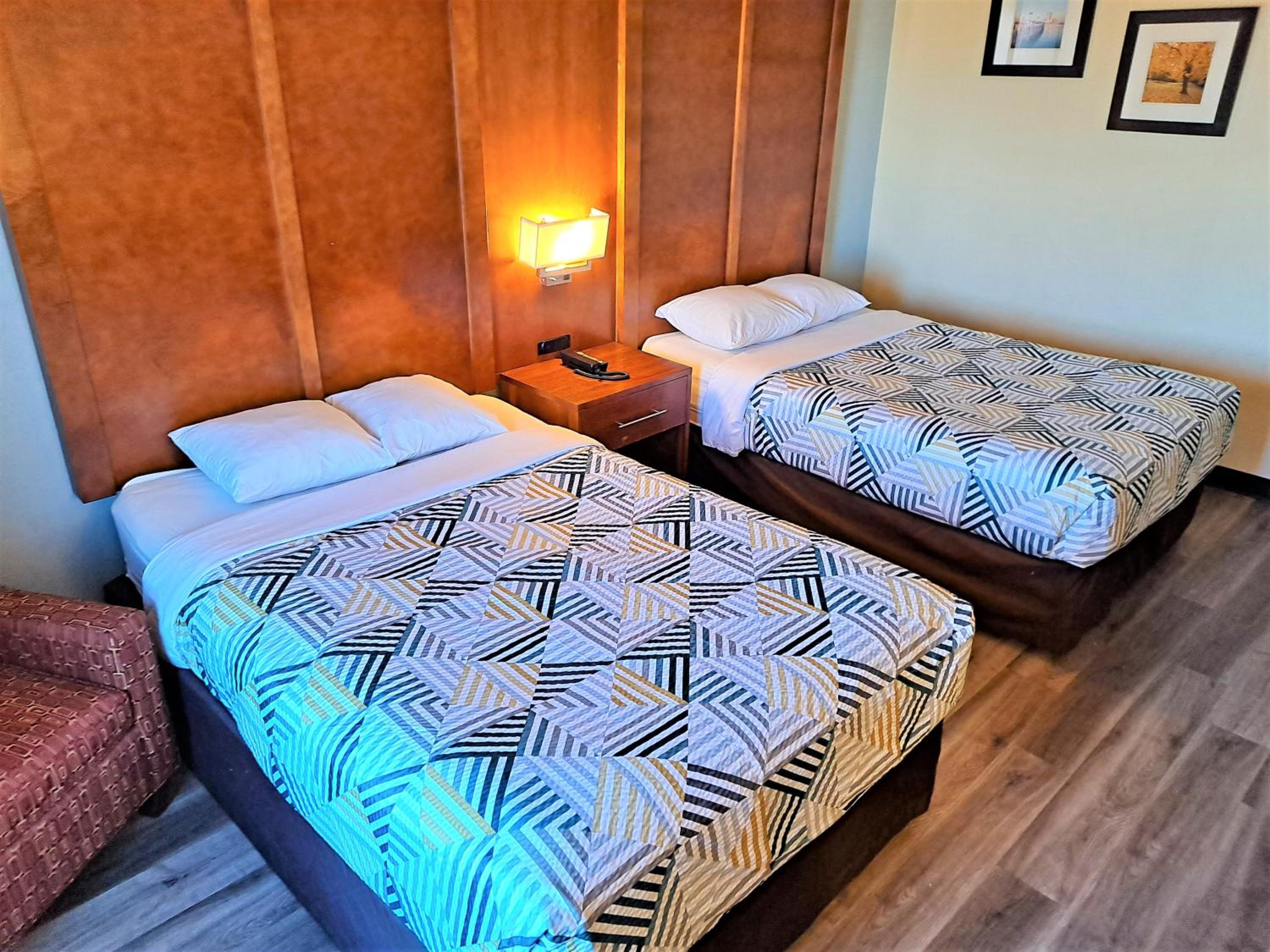 Quadruple Room - Non-Smoking photo 1