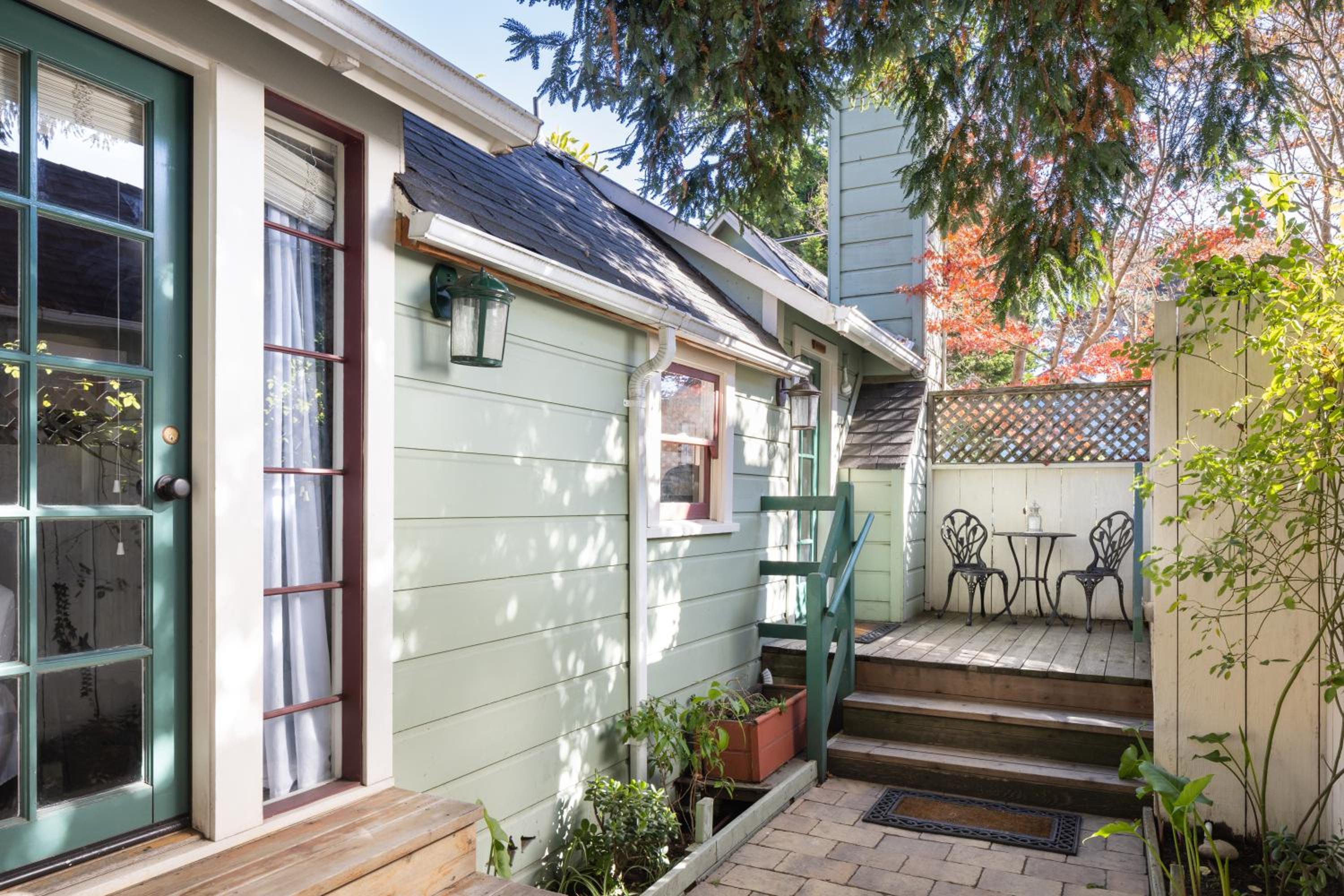 Bungalow with Patio - Photo 2