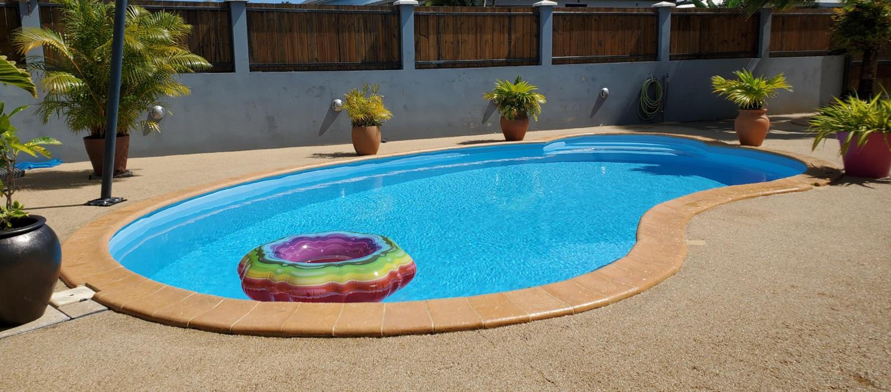 Double Room with Pool View photo 1