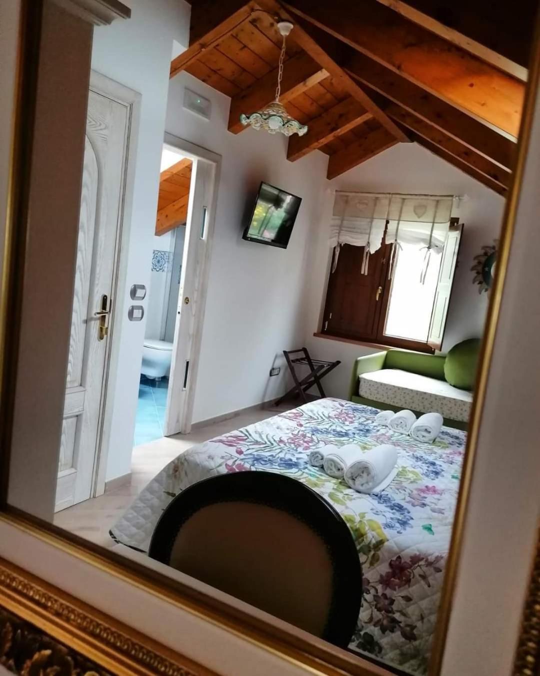Deluxe Triple Room - Photo 1