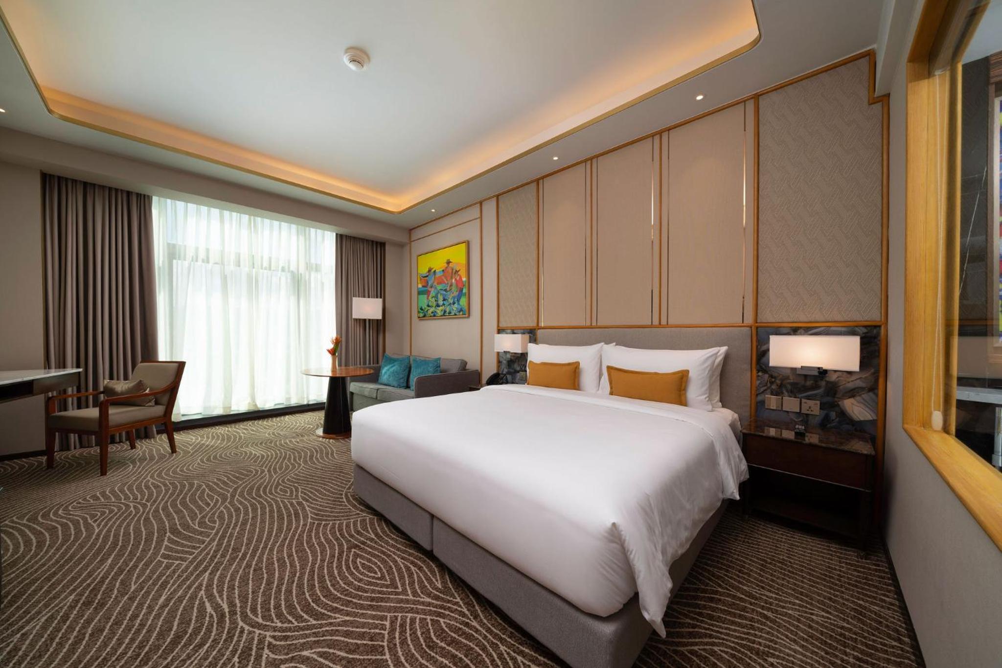 Deluxe King Room photo 3