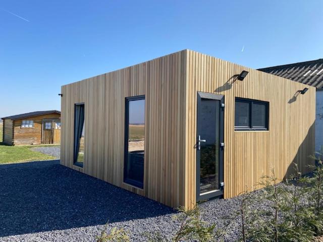 One-Bedroom House photo 2