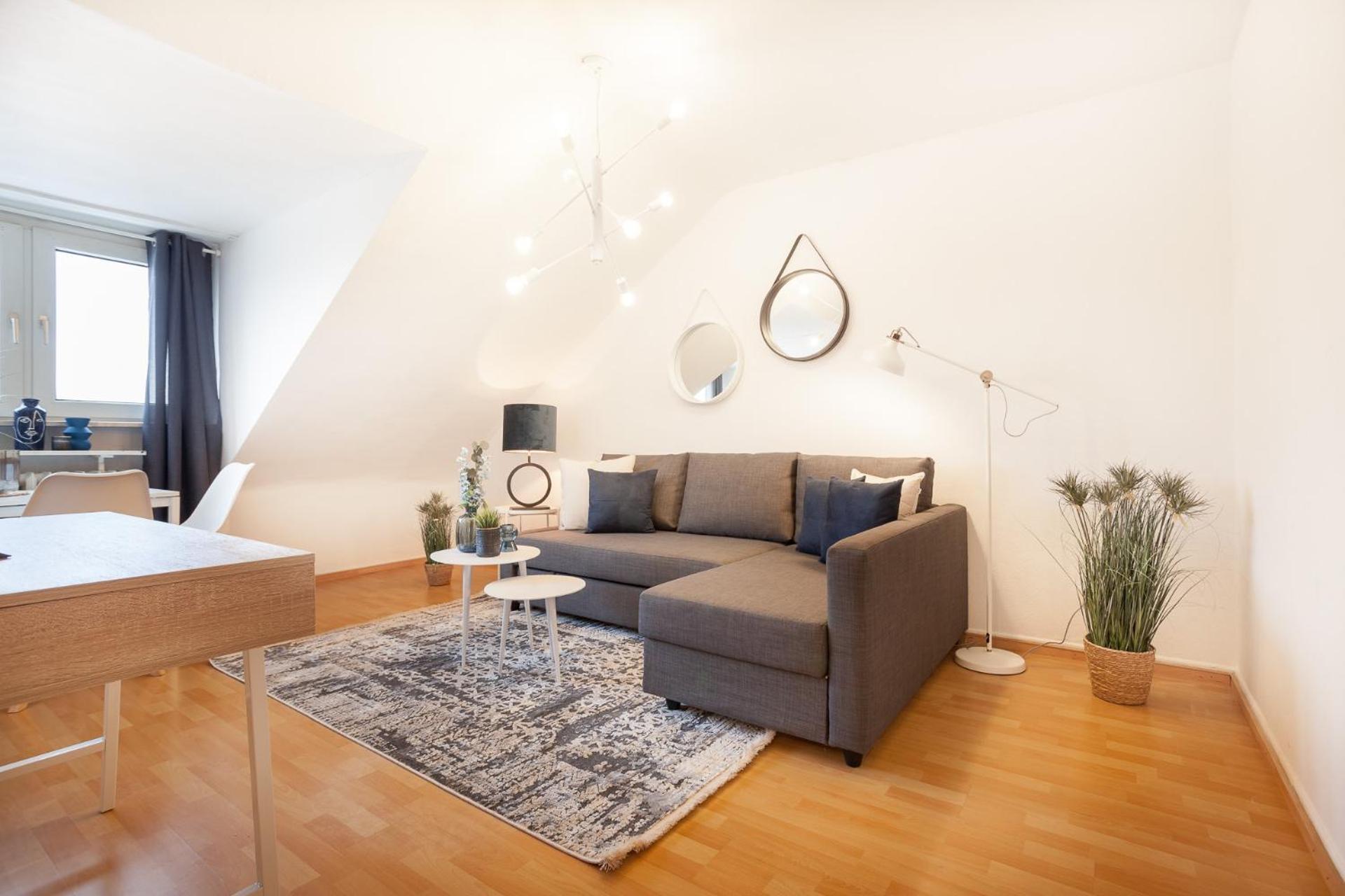 One-Bedroom Apartment photo 2