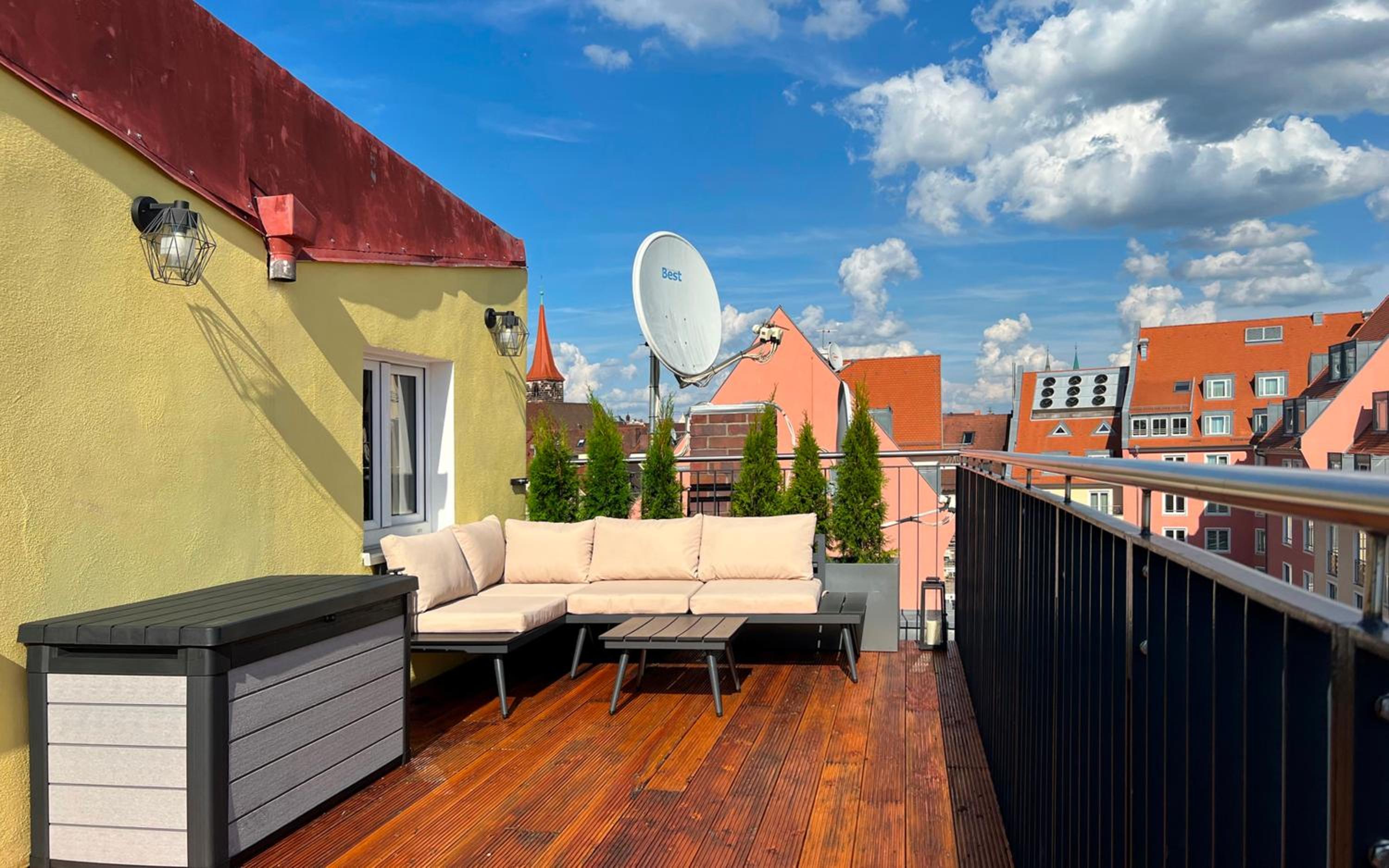 Cozy Apartment with Terrace or Roof Terrace - Photo 12