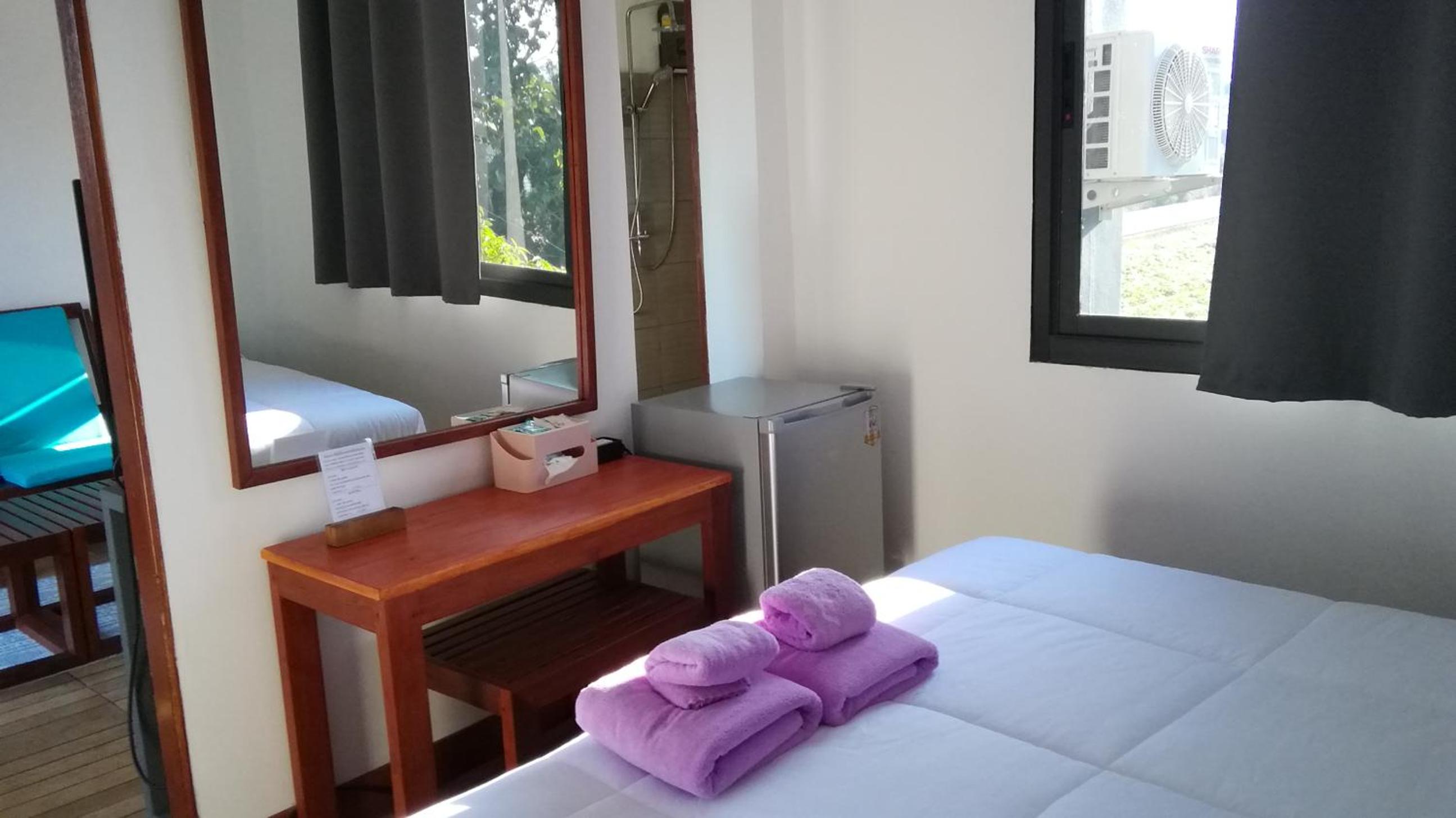 Junior Suite with Mountain View - Photo 15