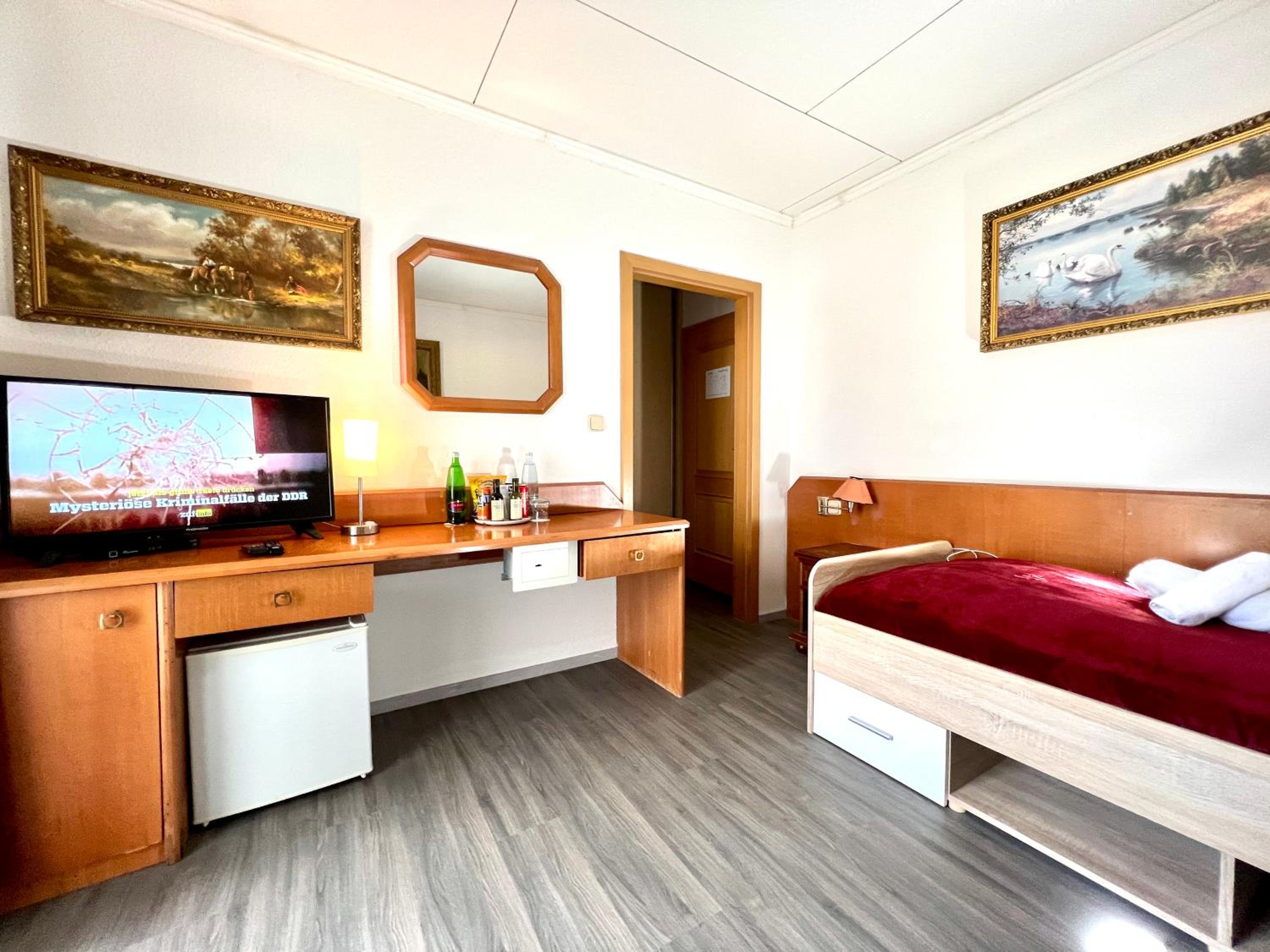 Standard Single Room photo 2