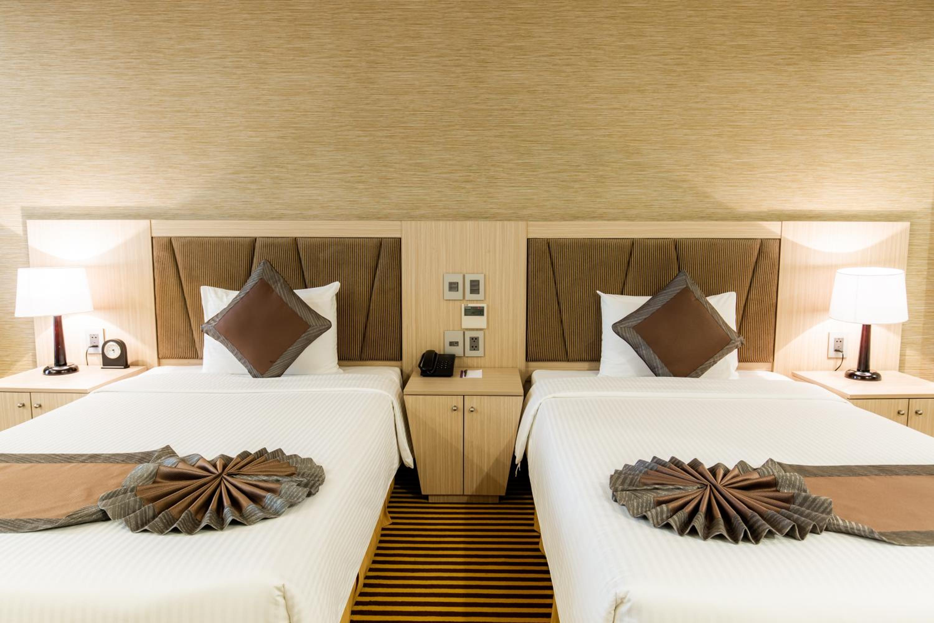 Deluxe Twin Room with Sea View