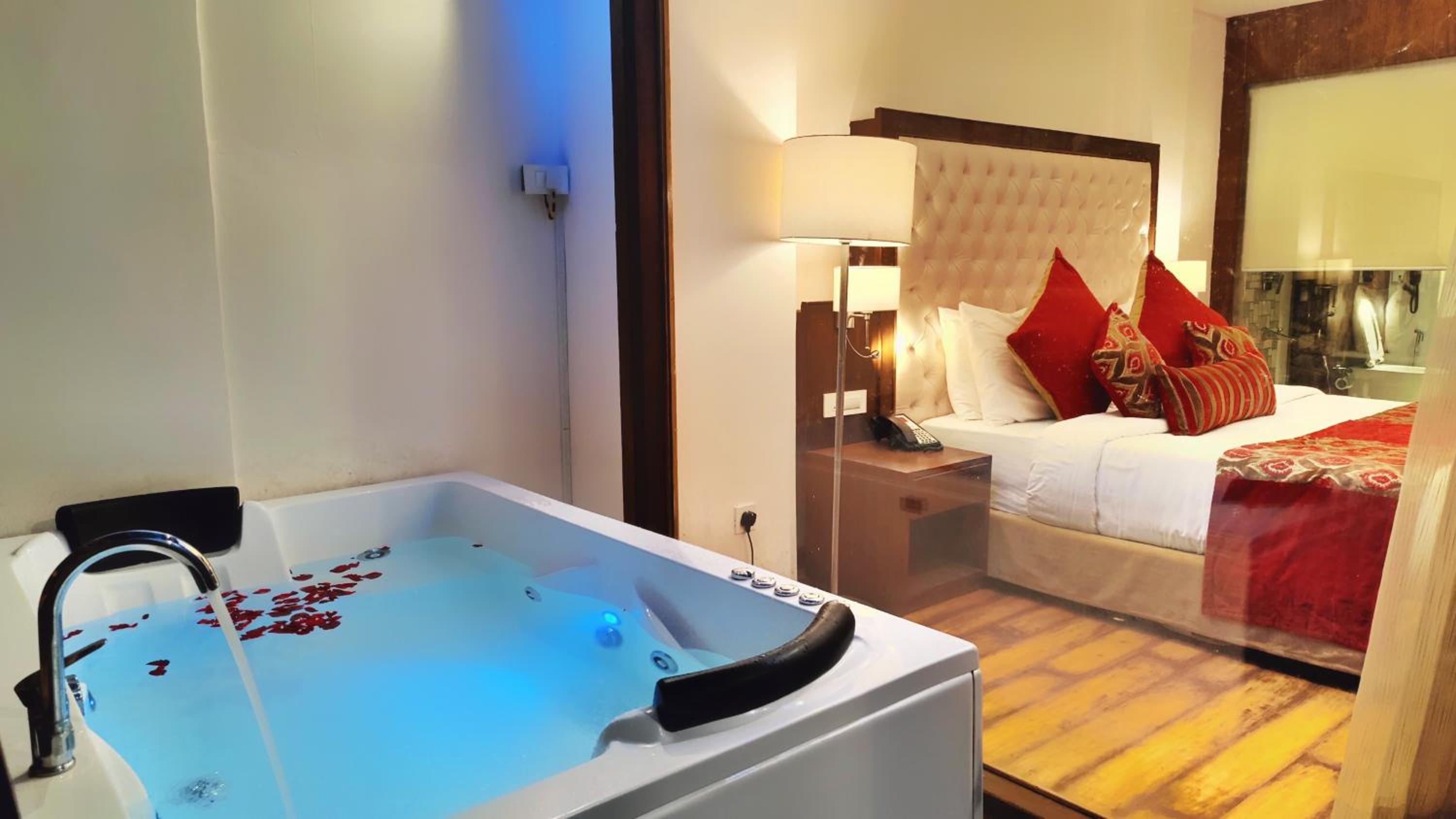 Economy Double Room photo 1