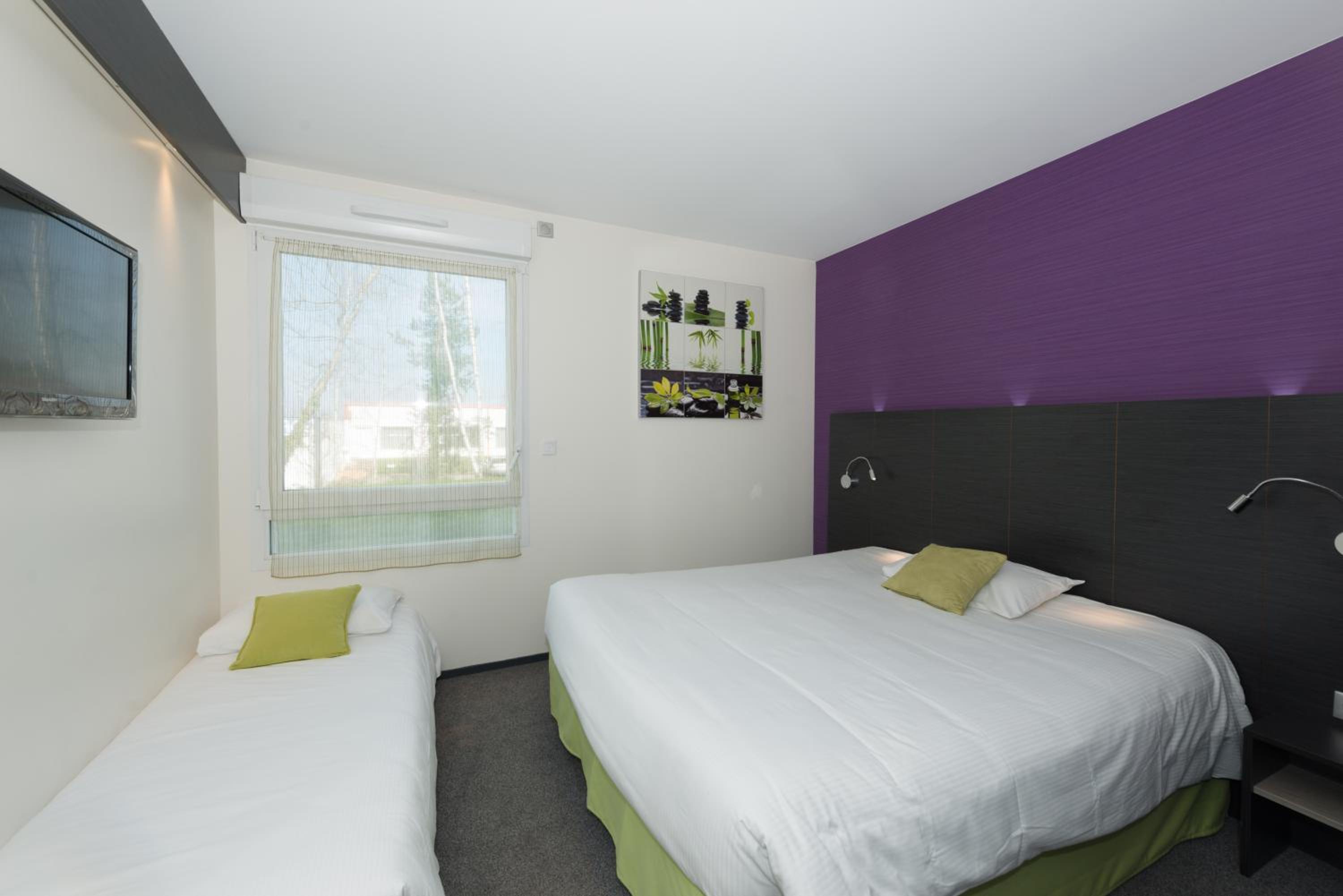  Triple Room with 1 Double bed and 1 Single Bed - Photo 5