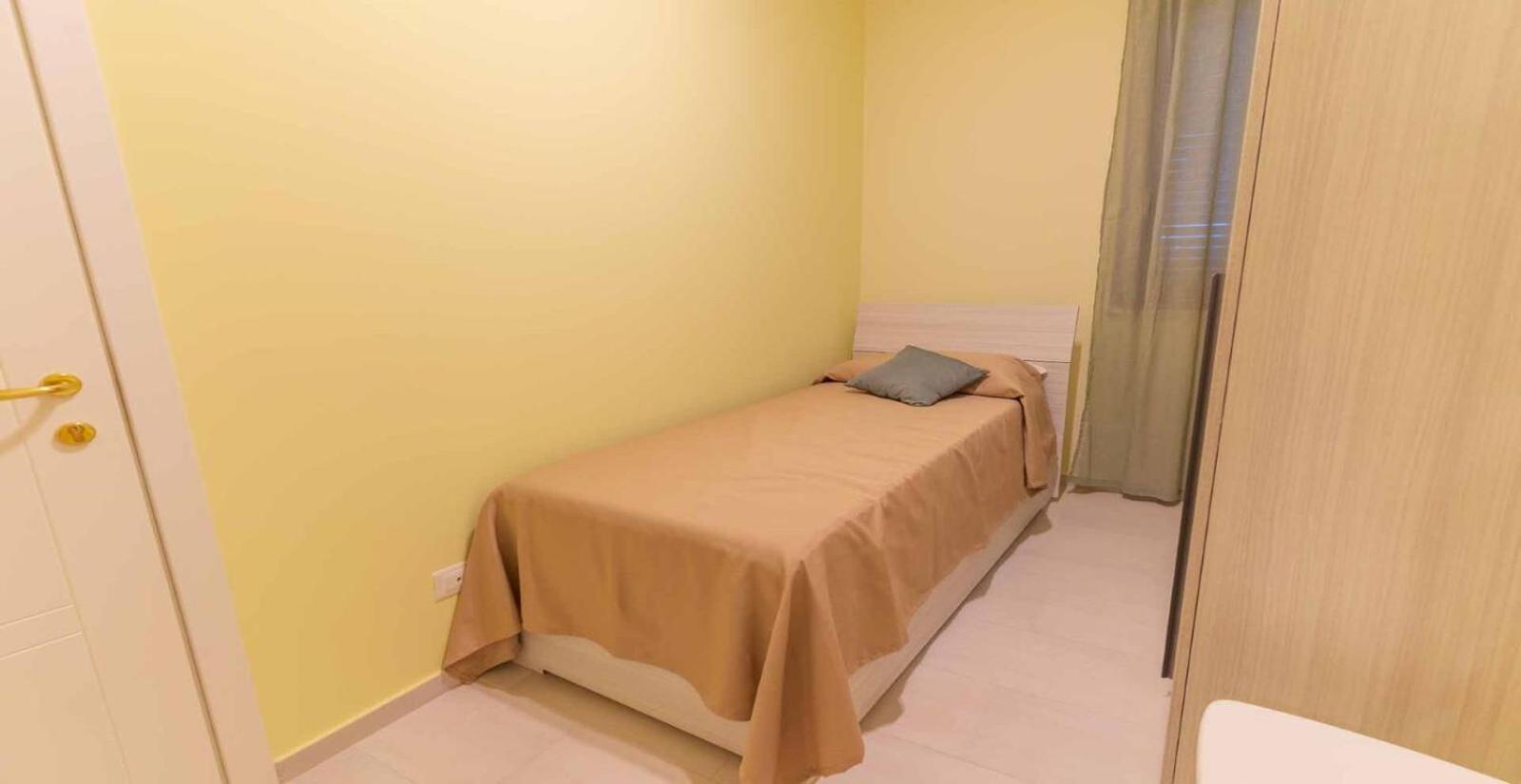 Two-Bedroom Apartment - Photo 4