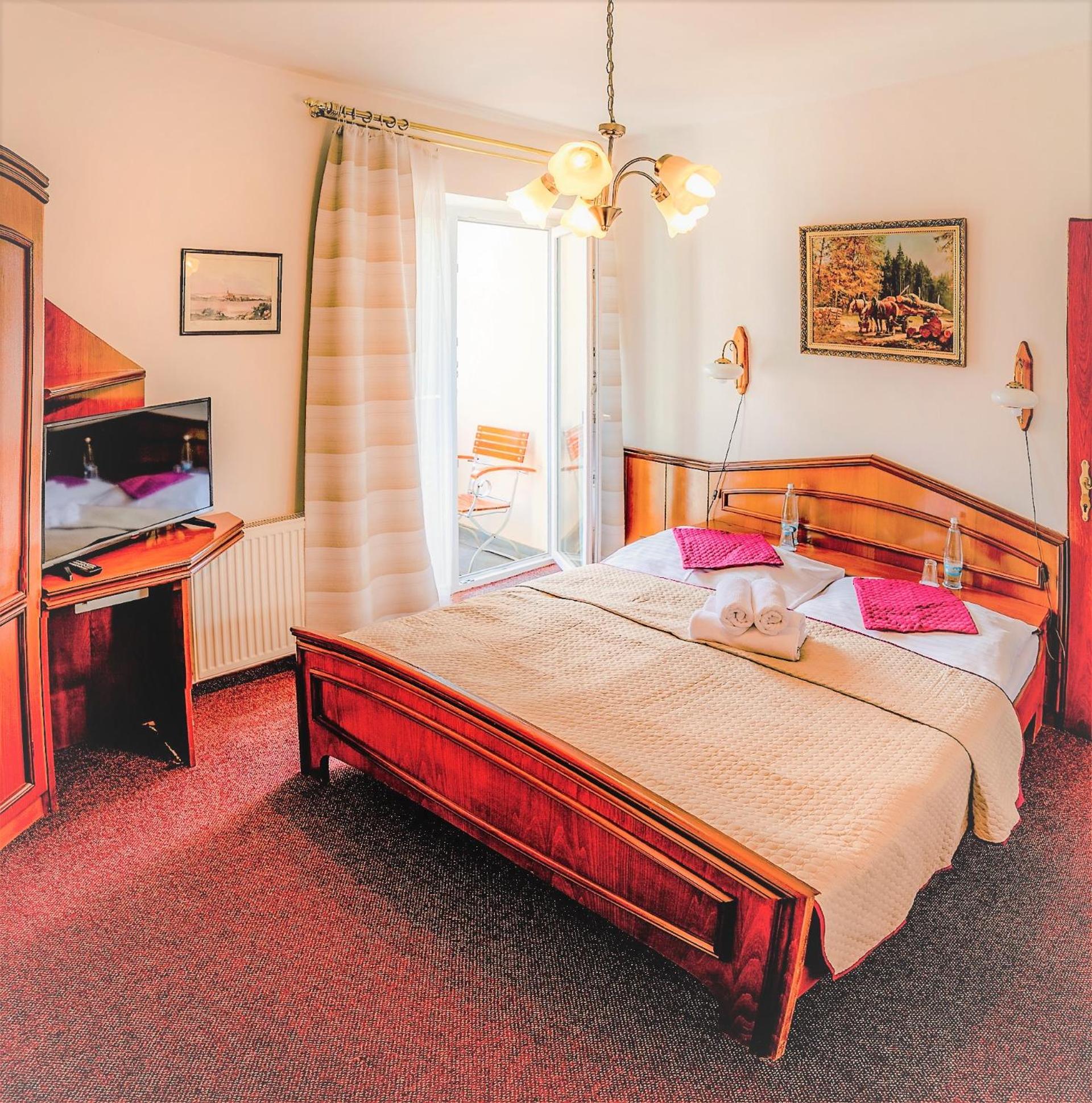 Double Room with Balcony photo 2