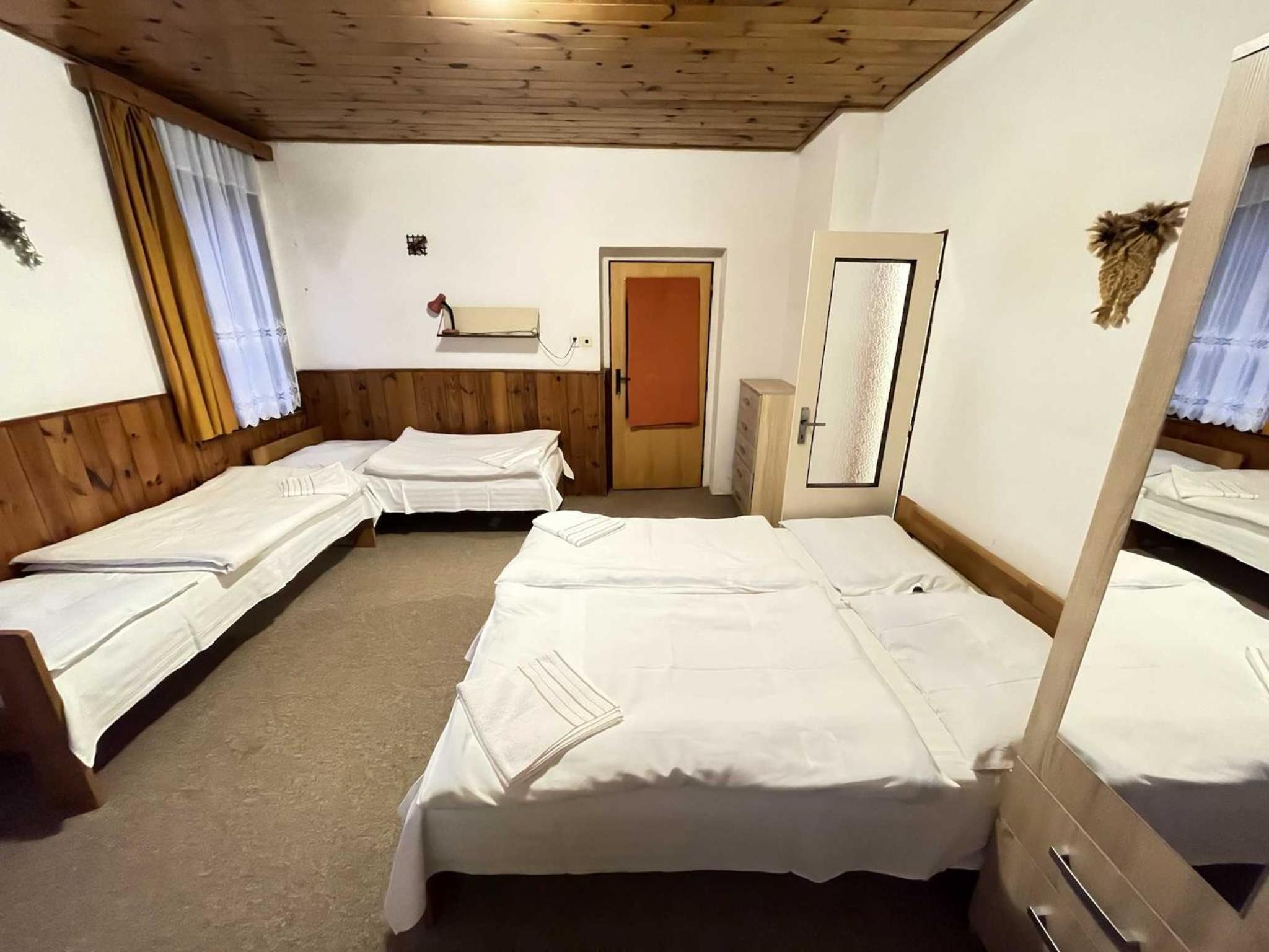 Quadruple Room with Private Bathroom