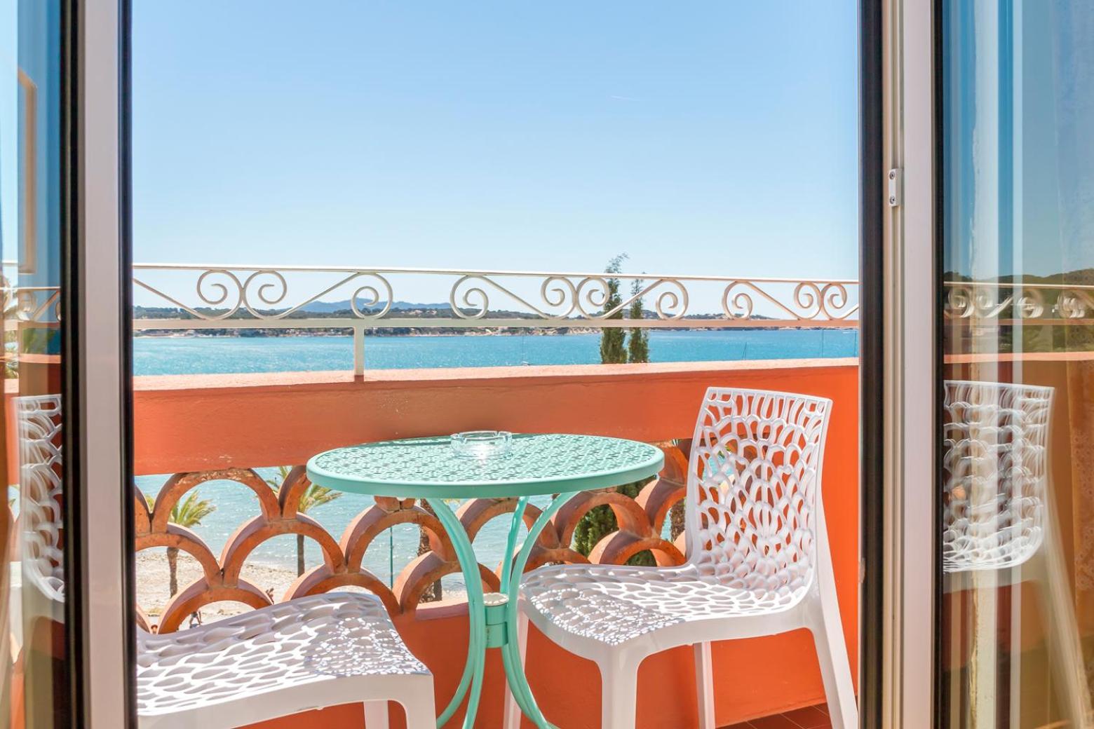 Double Room with Terrace - Photo 8