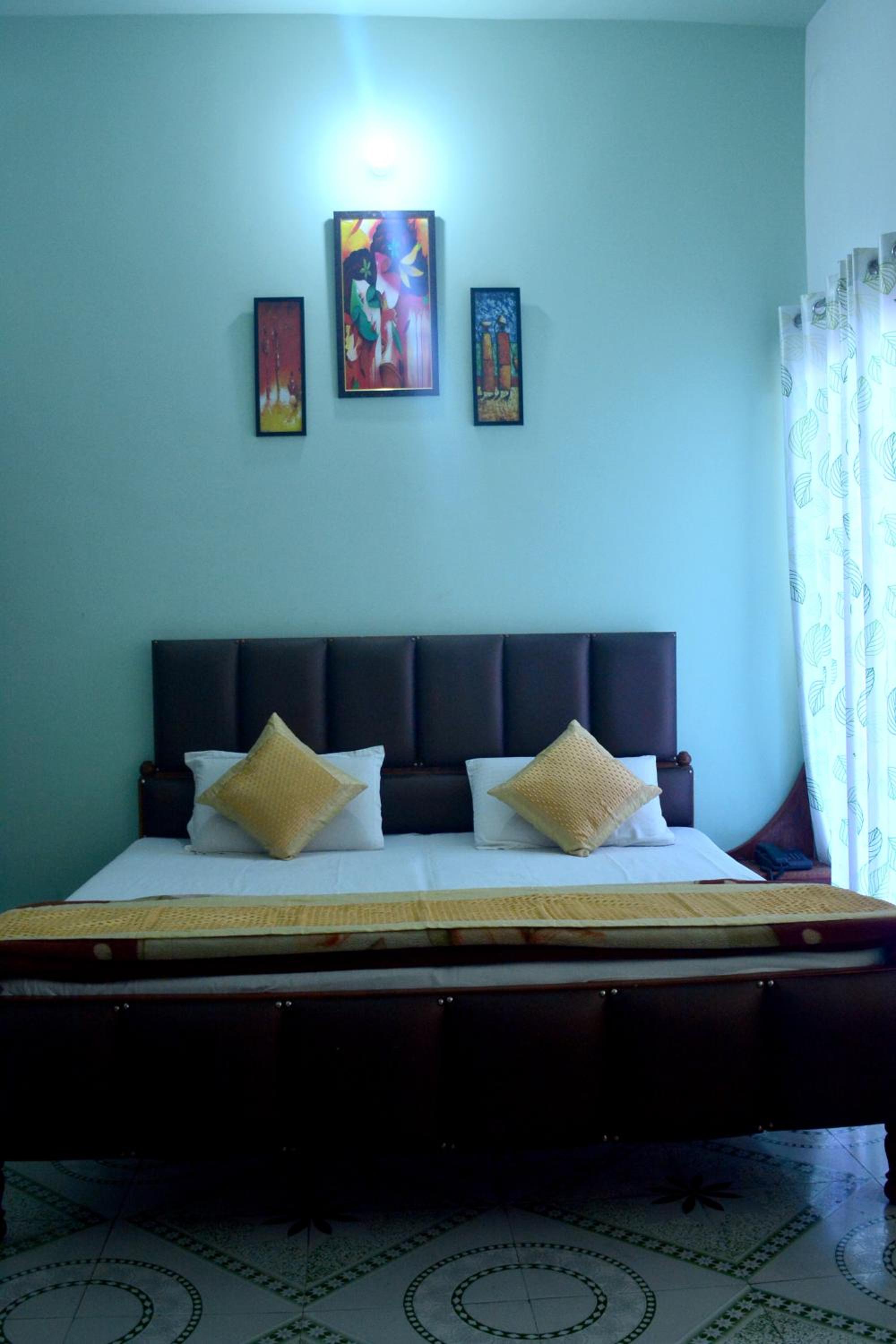 Double Room with Mountain View - Photo 1