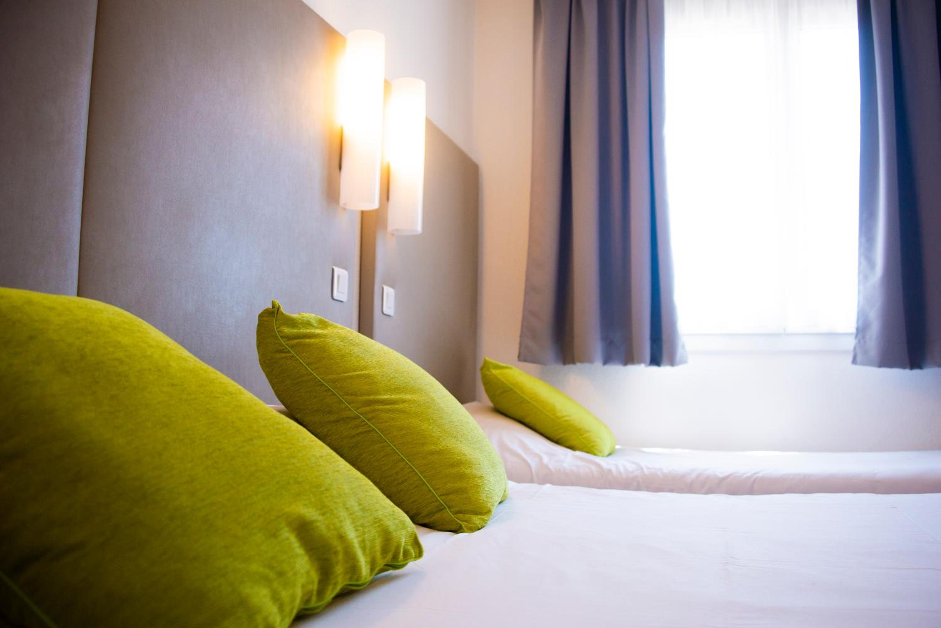 Triple Room with Double Bed - Photo 1